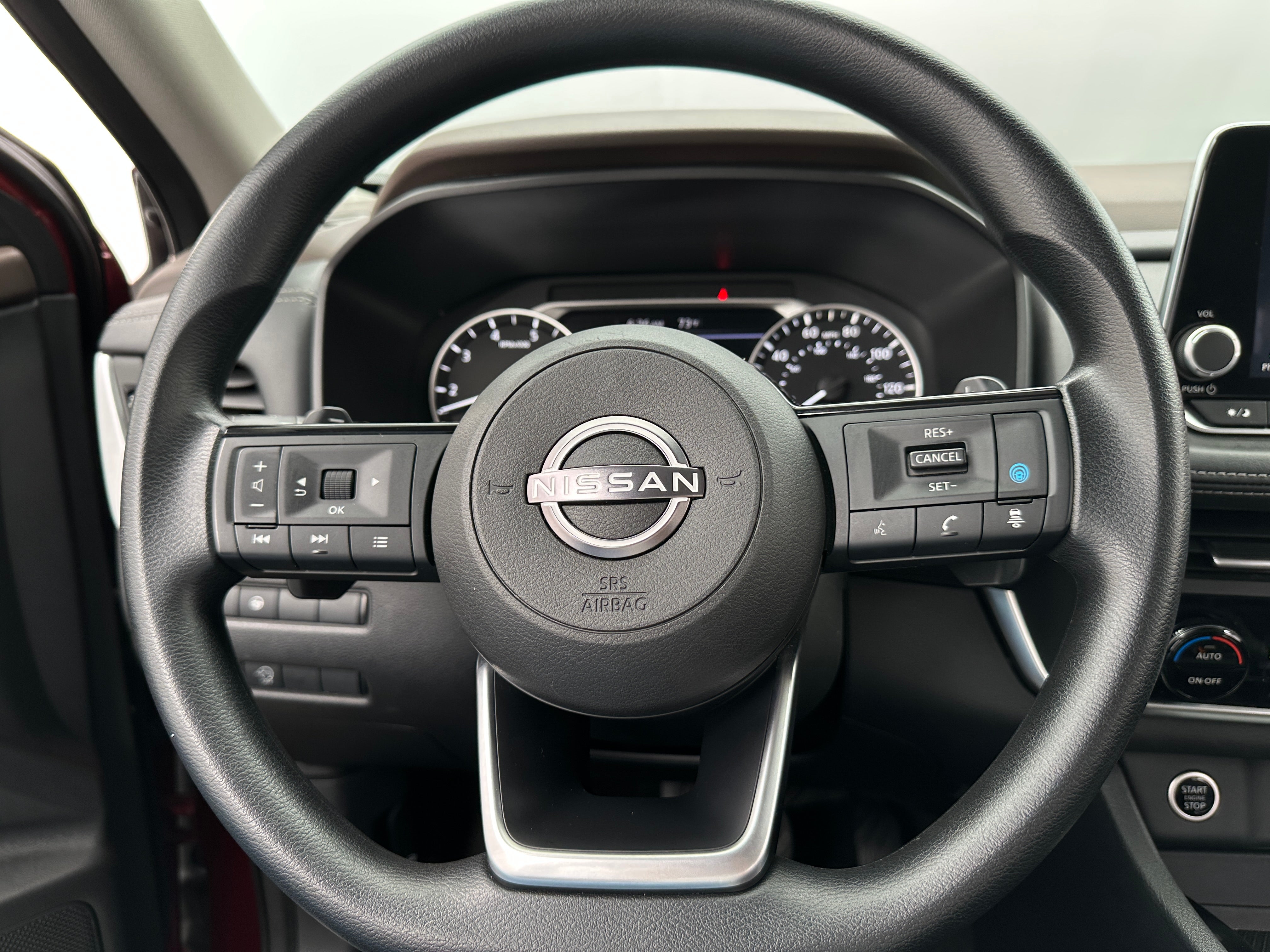 2023 Nissan Rogue SV 5