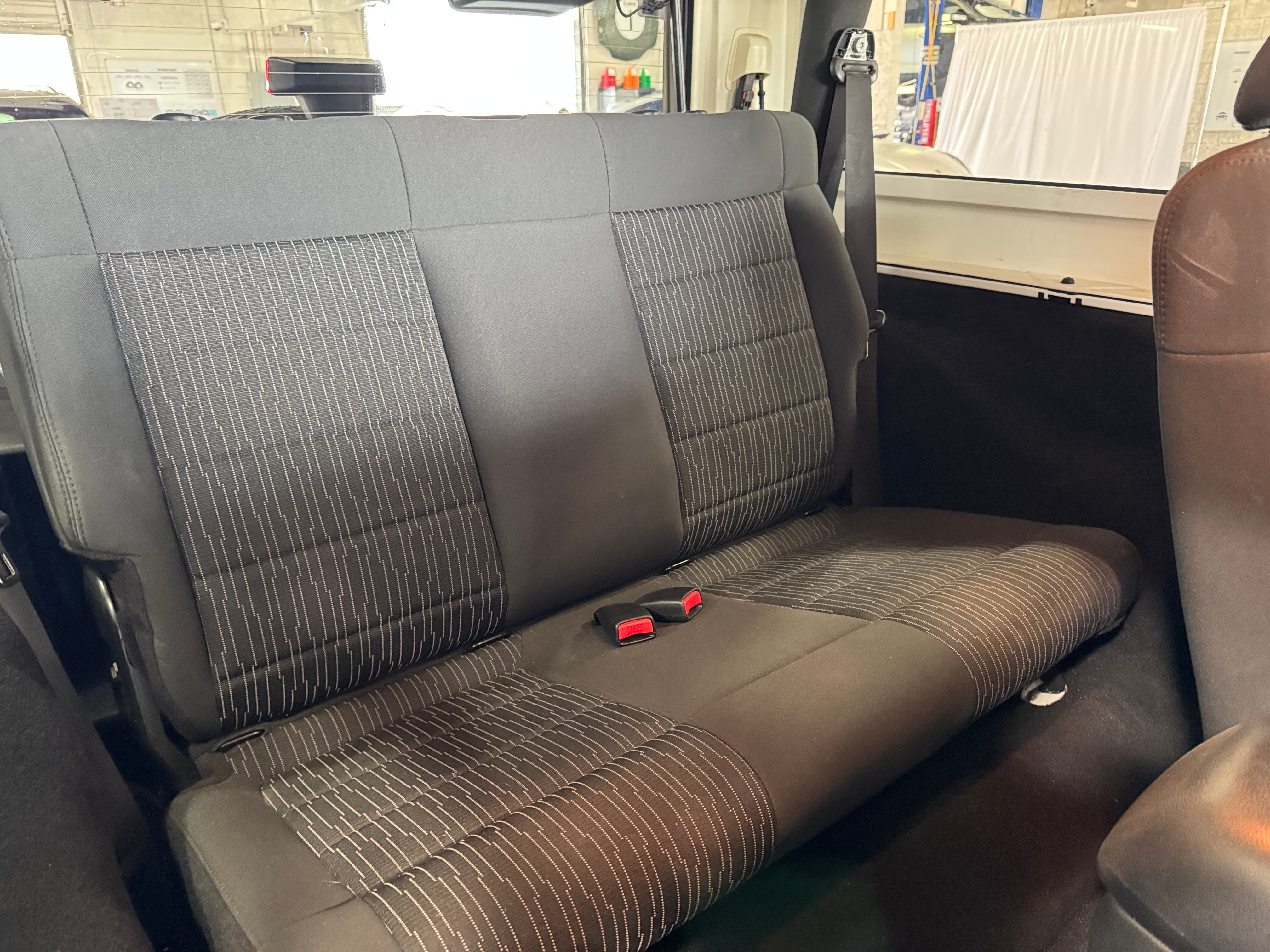 2012 Jeep Wrangler Sahara 6