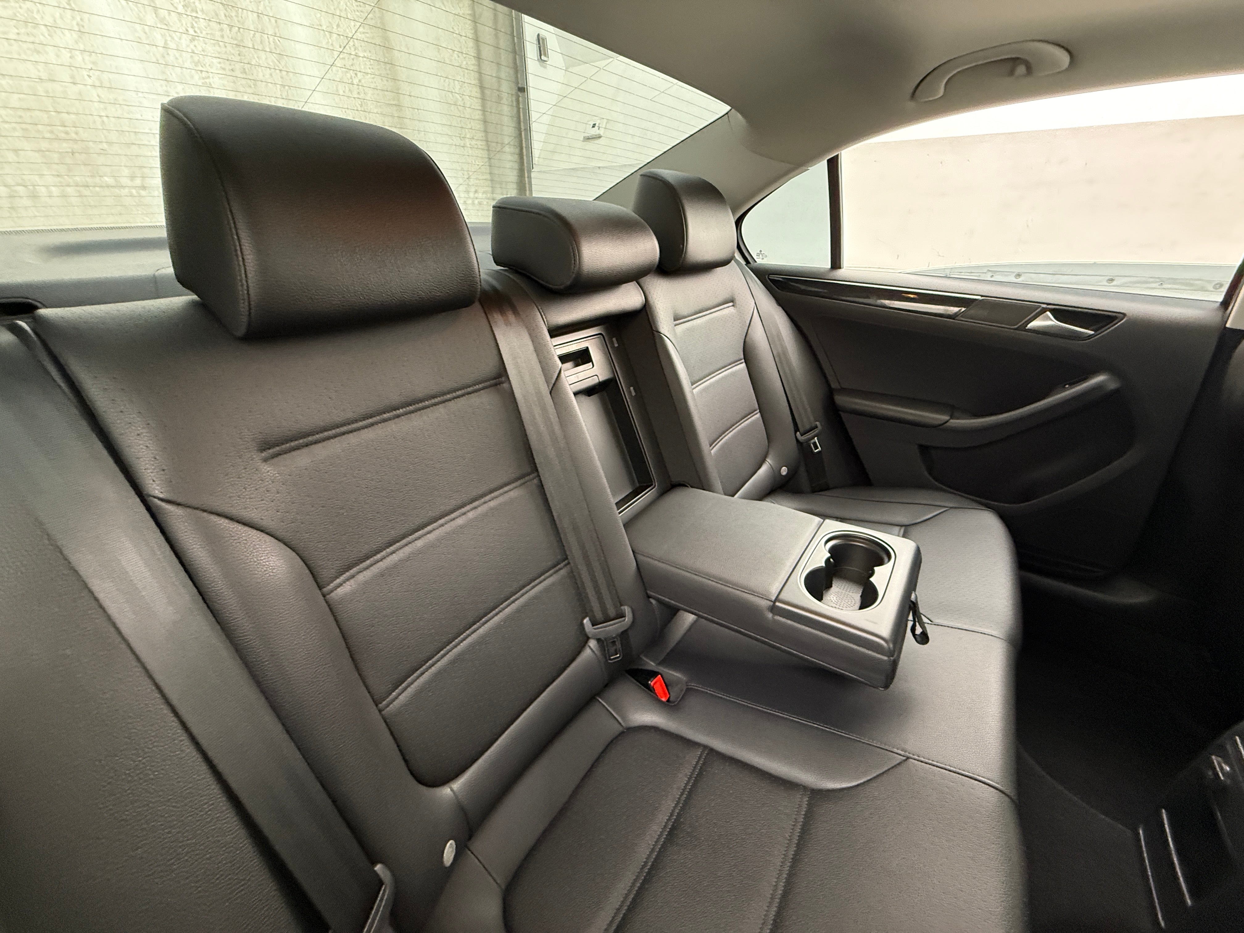 2017 Volkswagen Jetta SEL 5