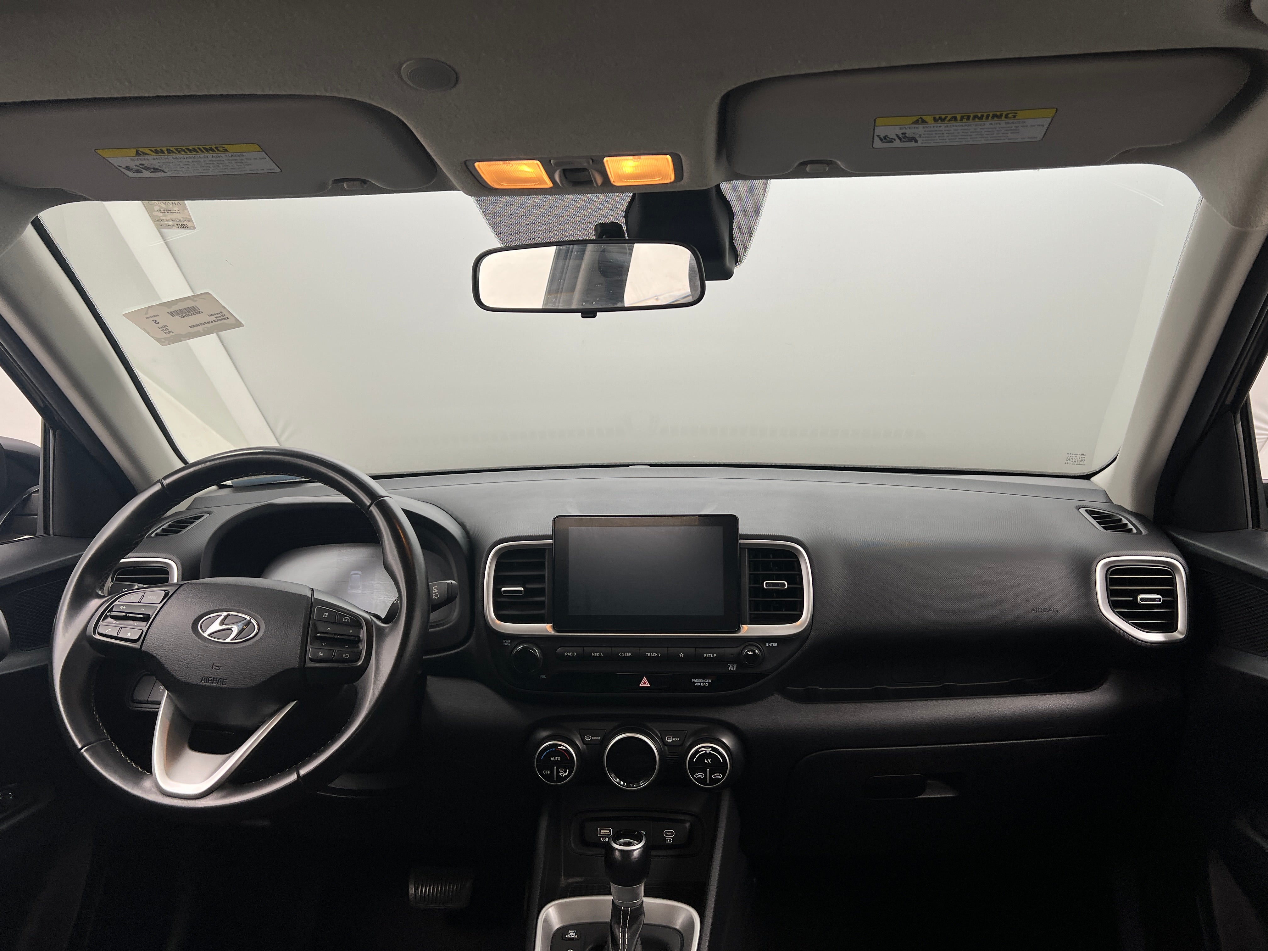 2023 Hyundai Venue SEL 3