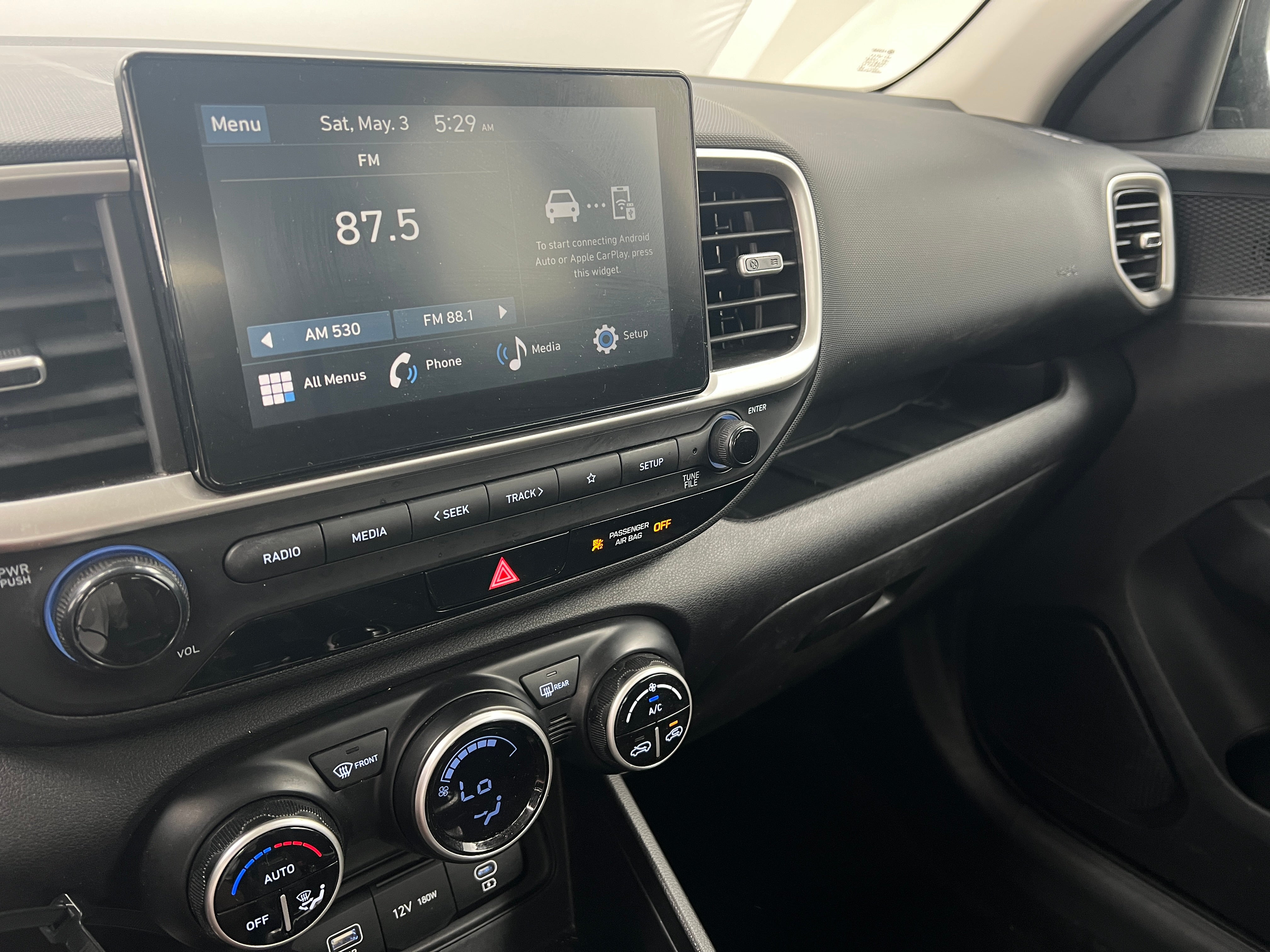 2023 Hyundai Venue SEL 4