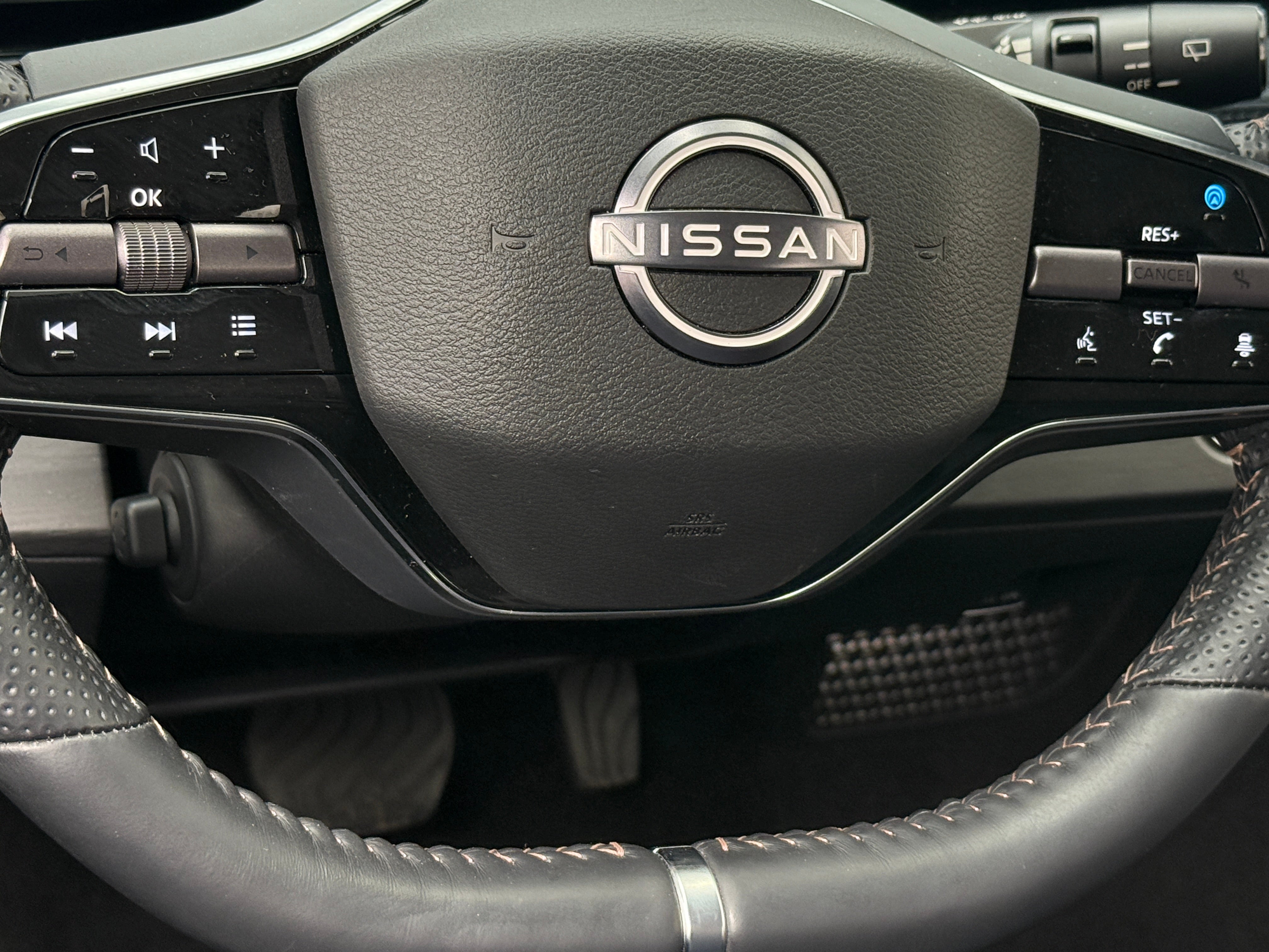 2023 Nissan Ariya Platinum+ 4