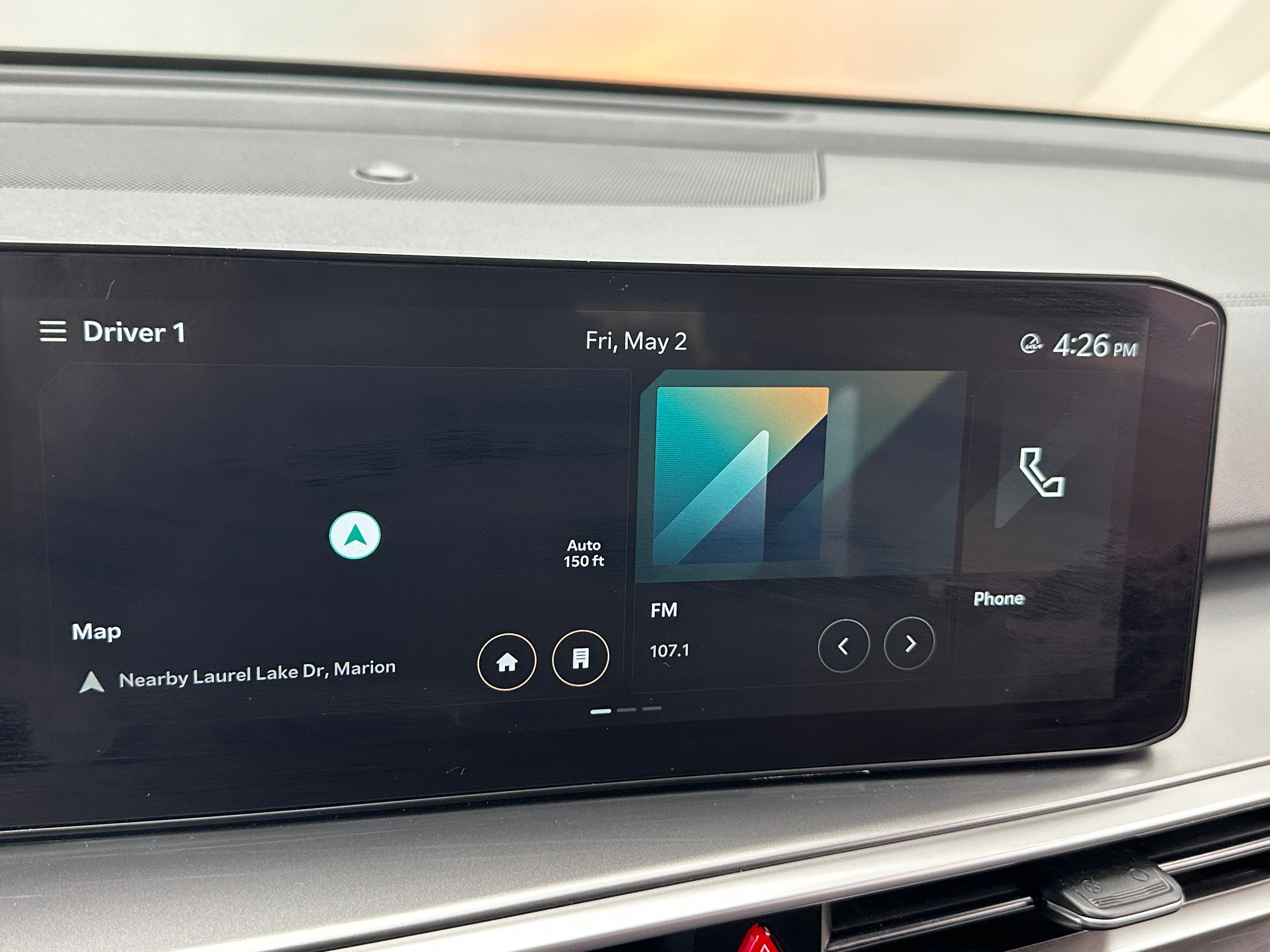 2024 Kia Sorento S 3