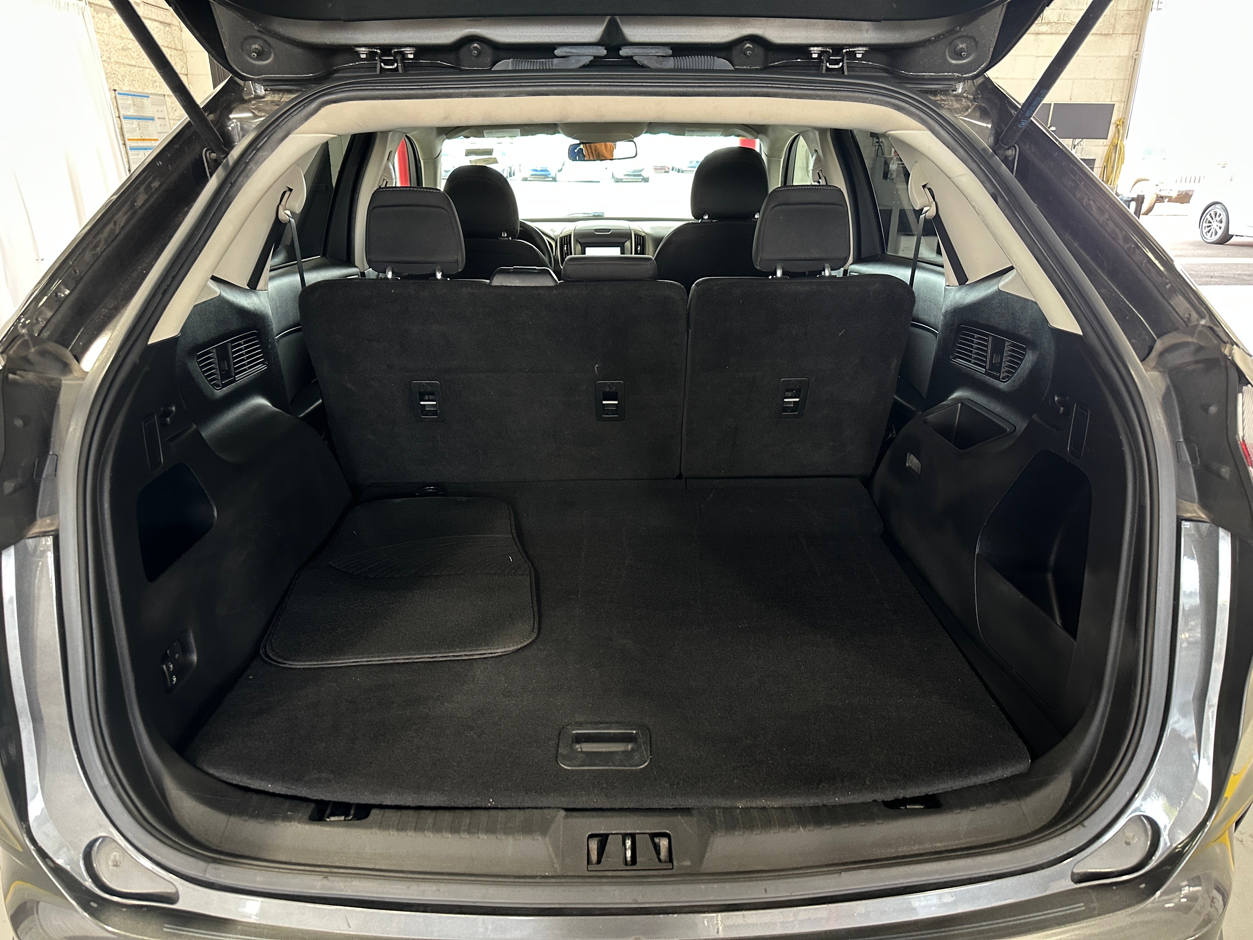 2019 Ford Edge SEL 7