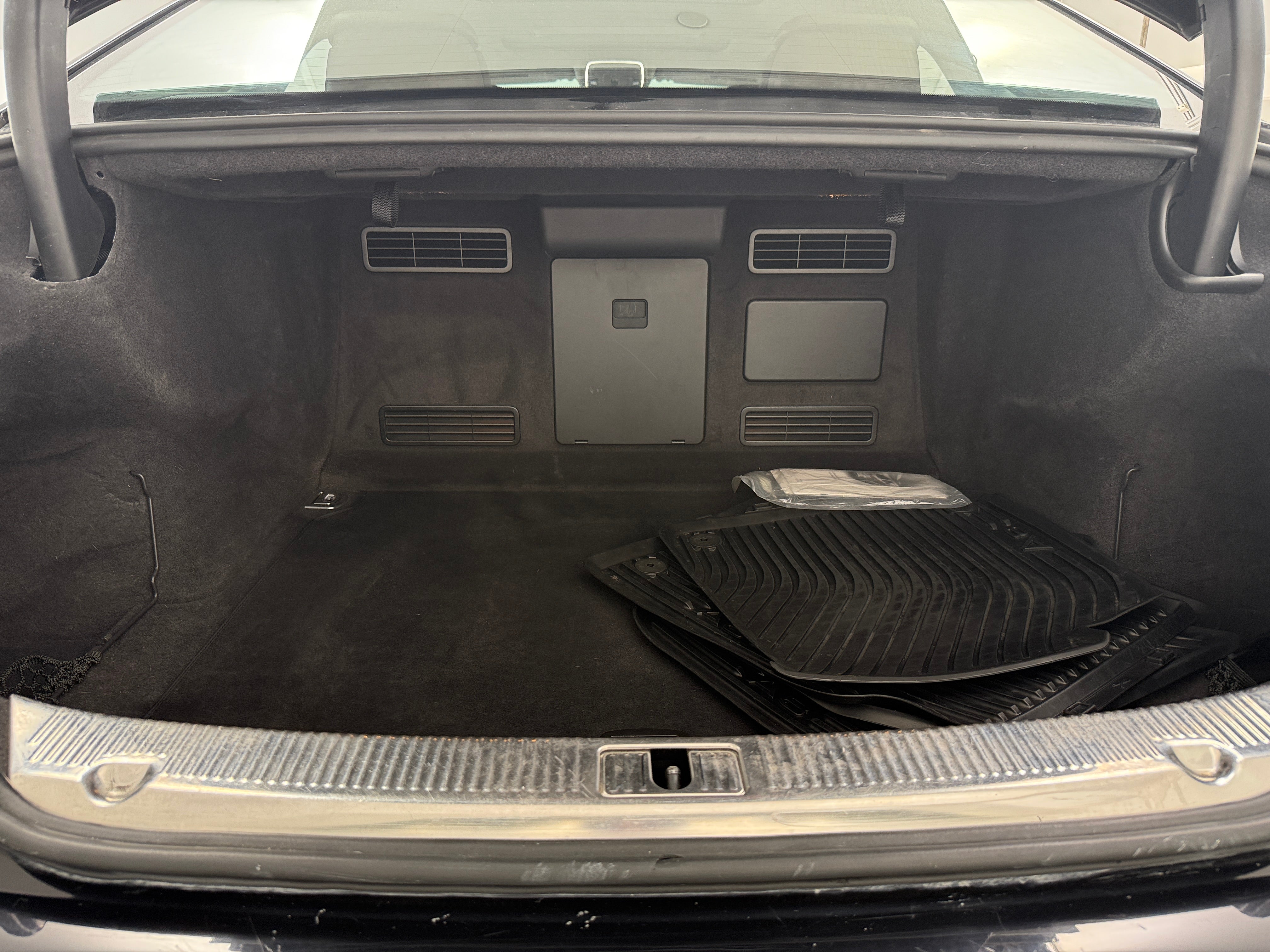 2014 Audi A8 L 6