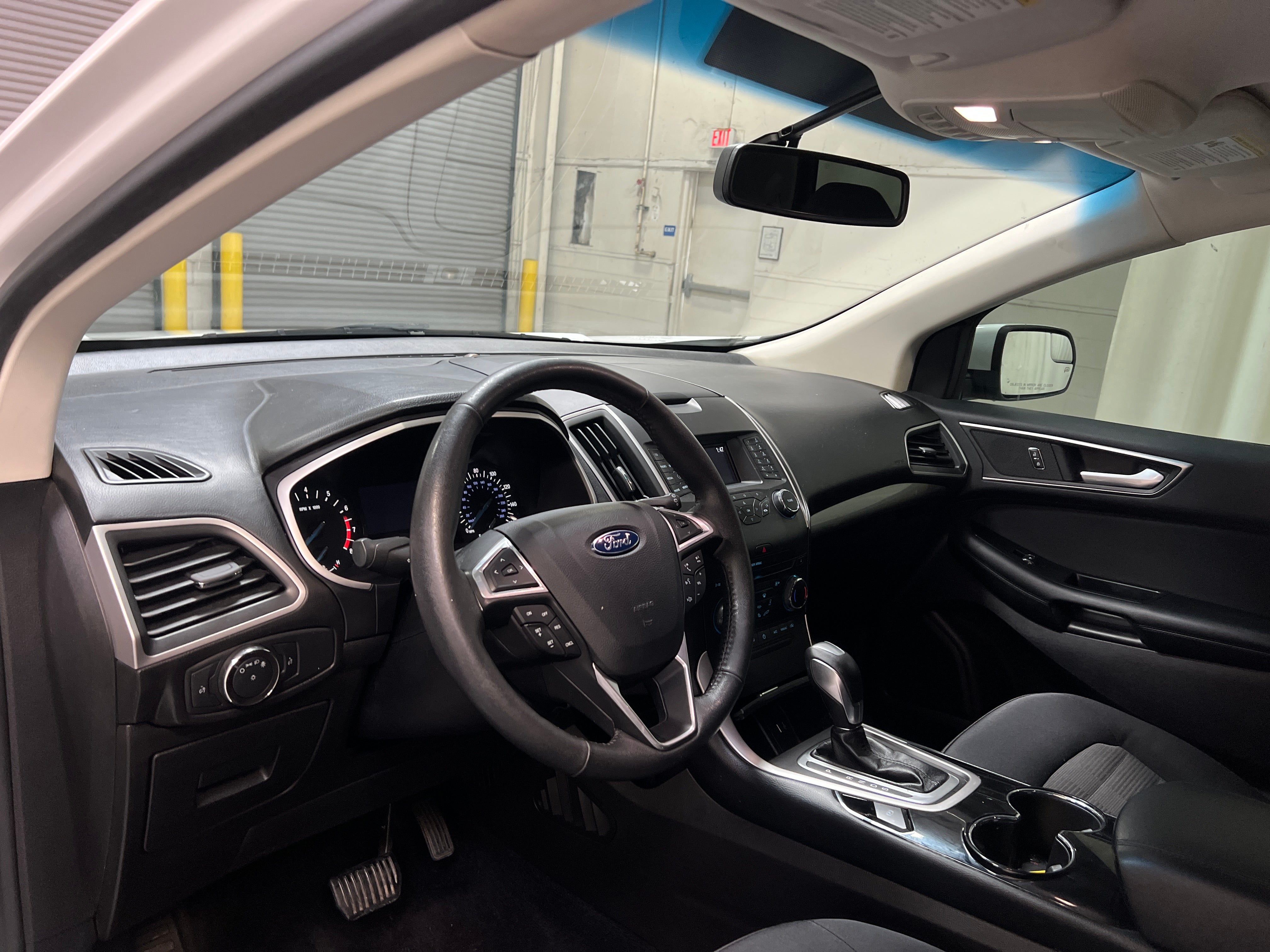 2017 Ford Edge SEL 3