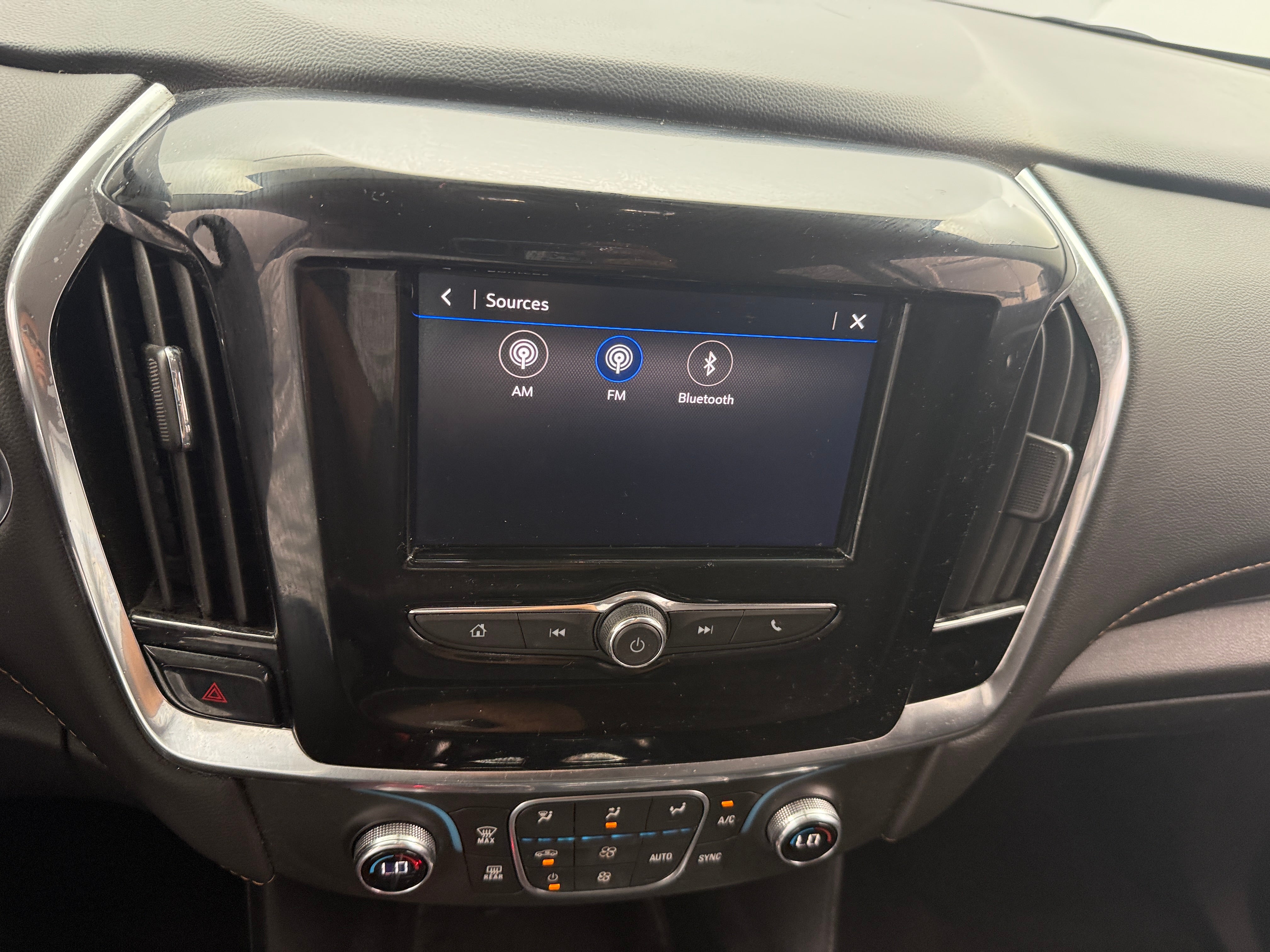 2020 Chevrolet Traverse LS 4