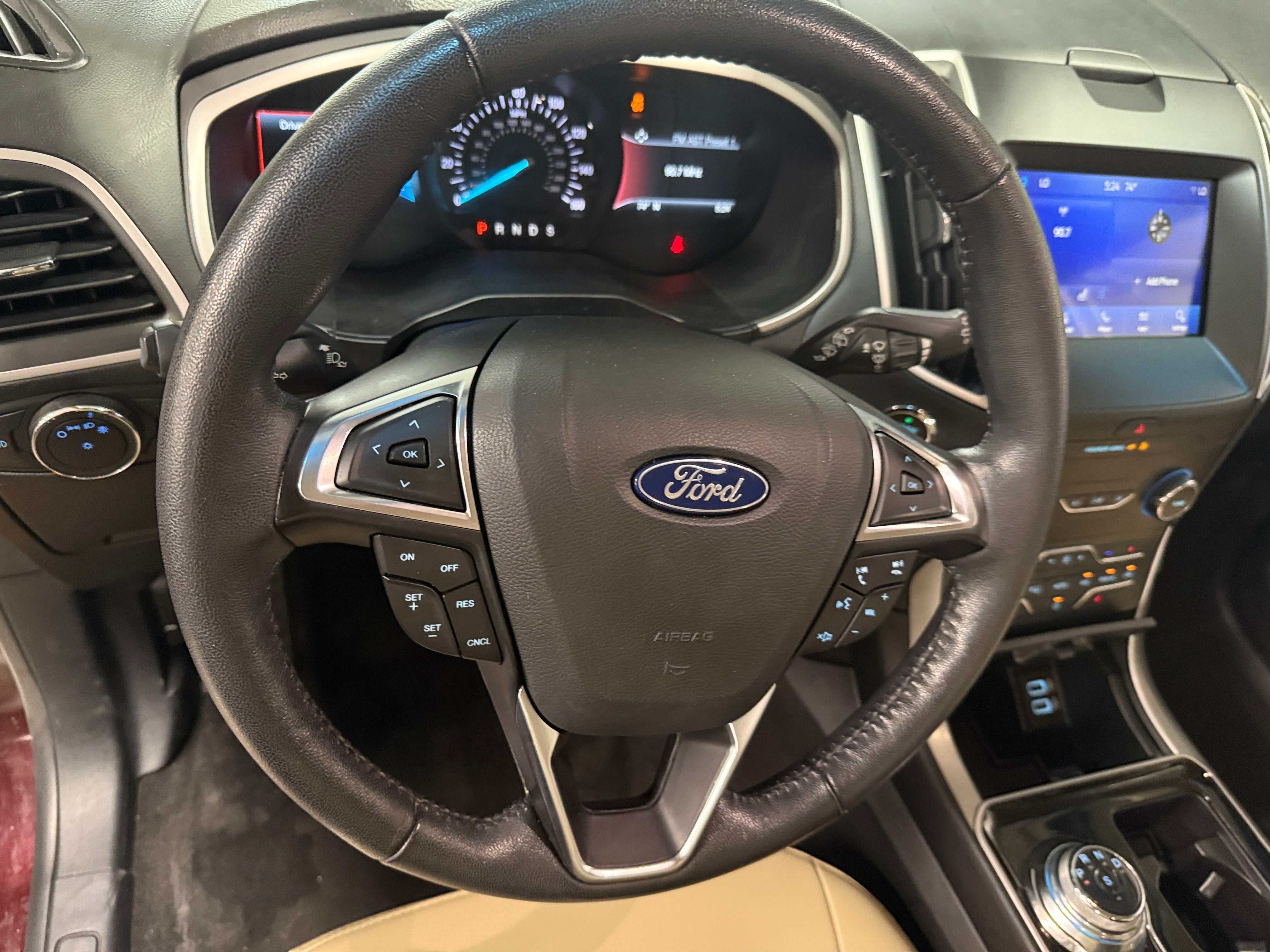 2019 Ford Edge SEL 5