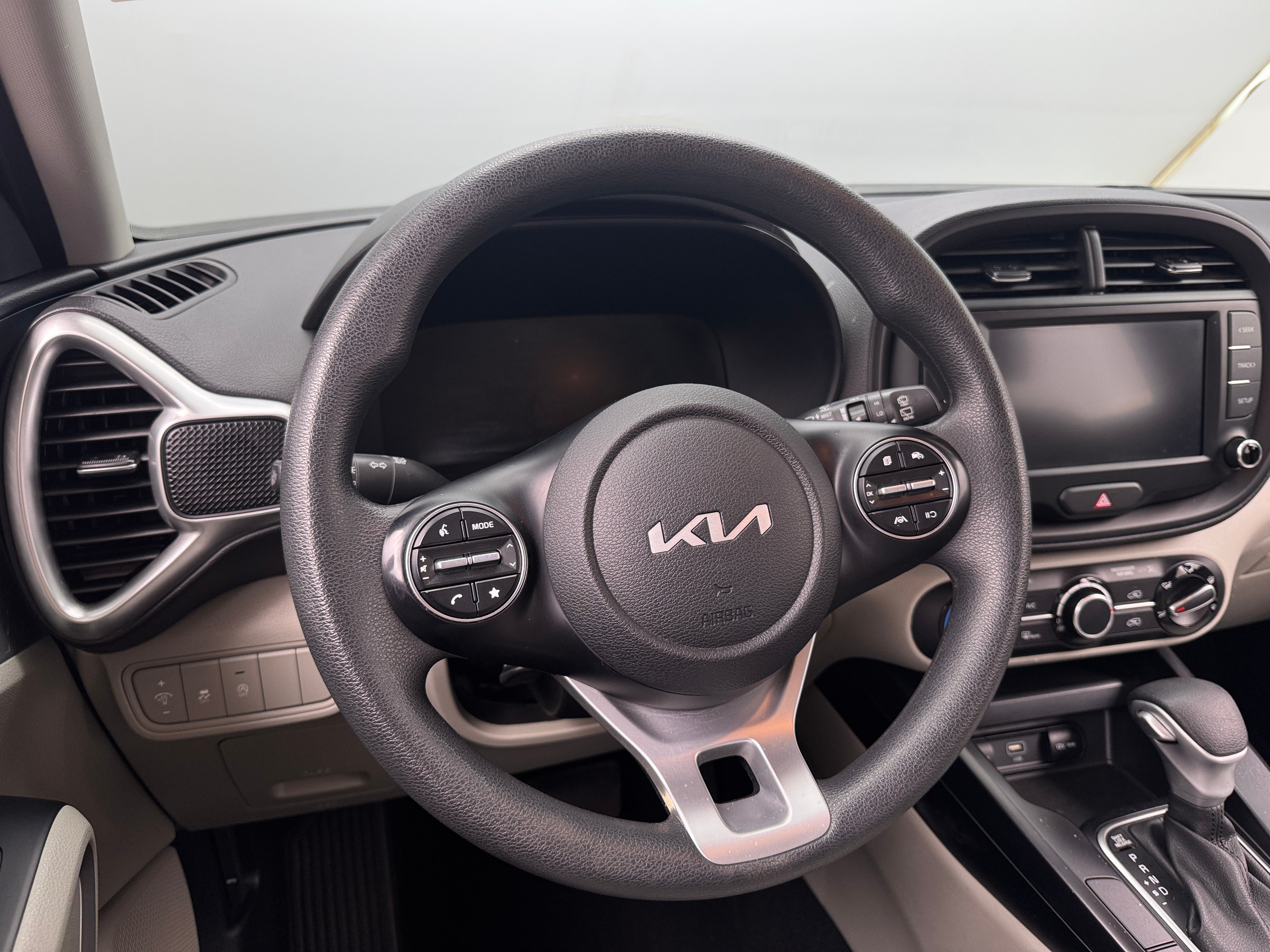 2023 Kia Soul LX 5