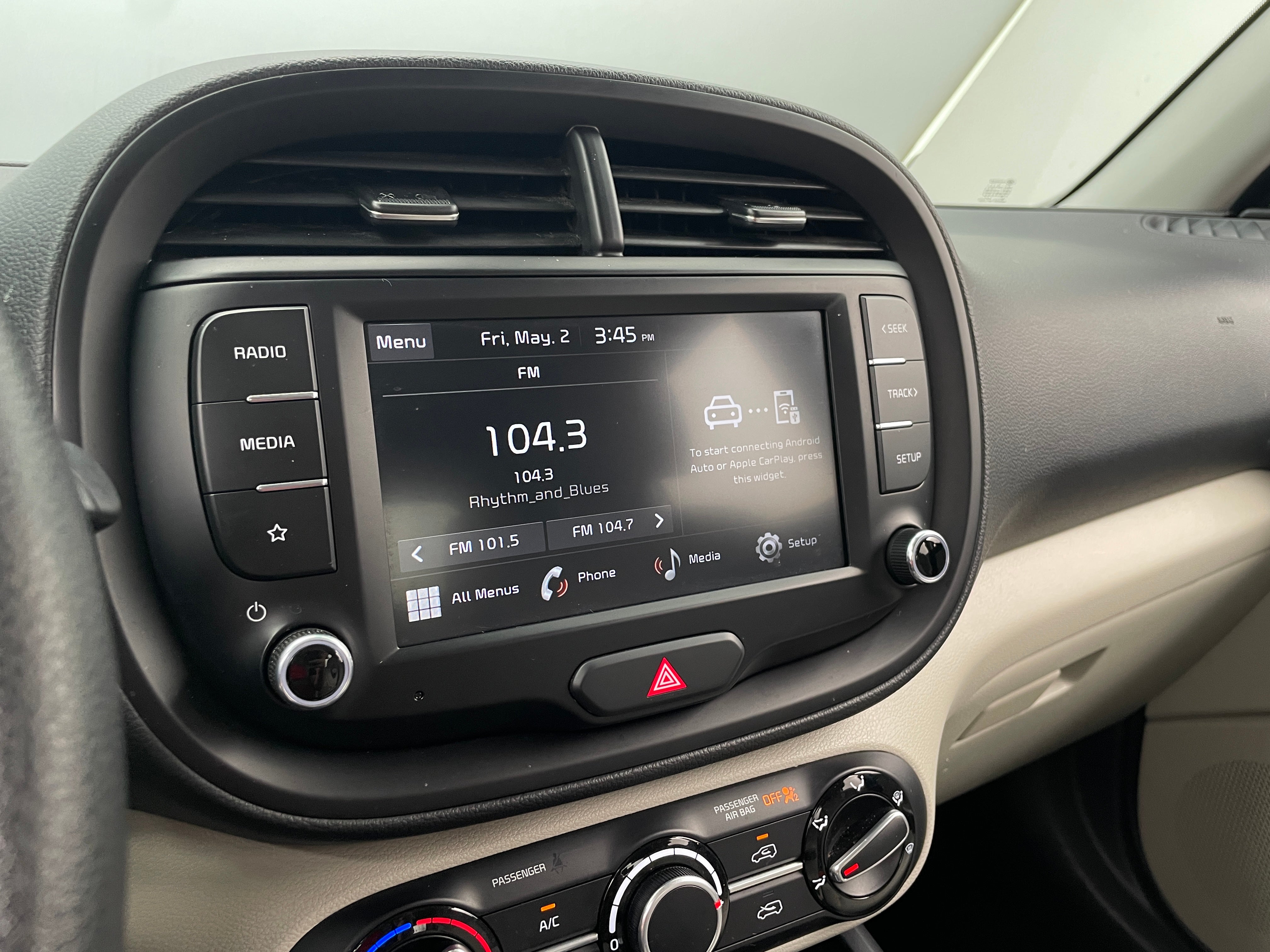 2023 Kia Soul LX 4