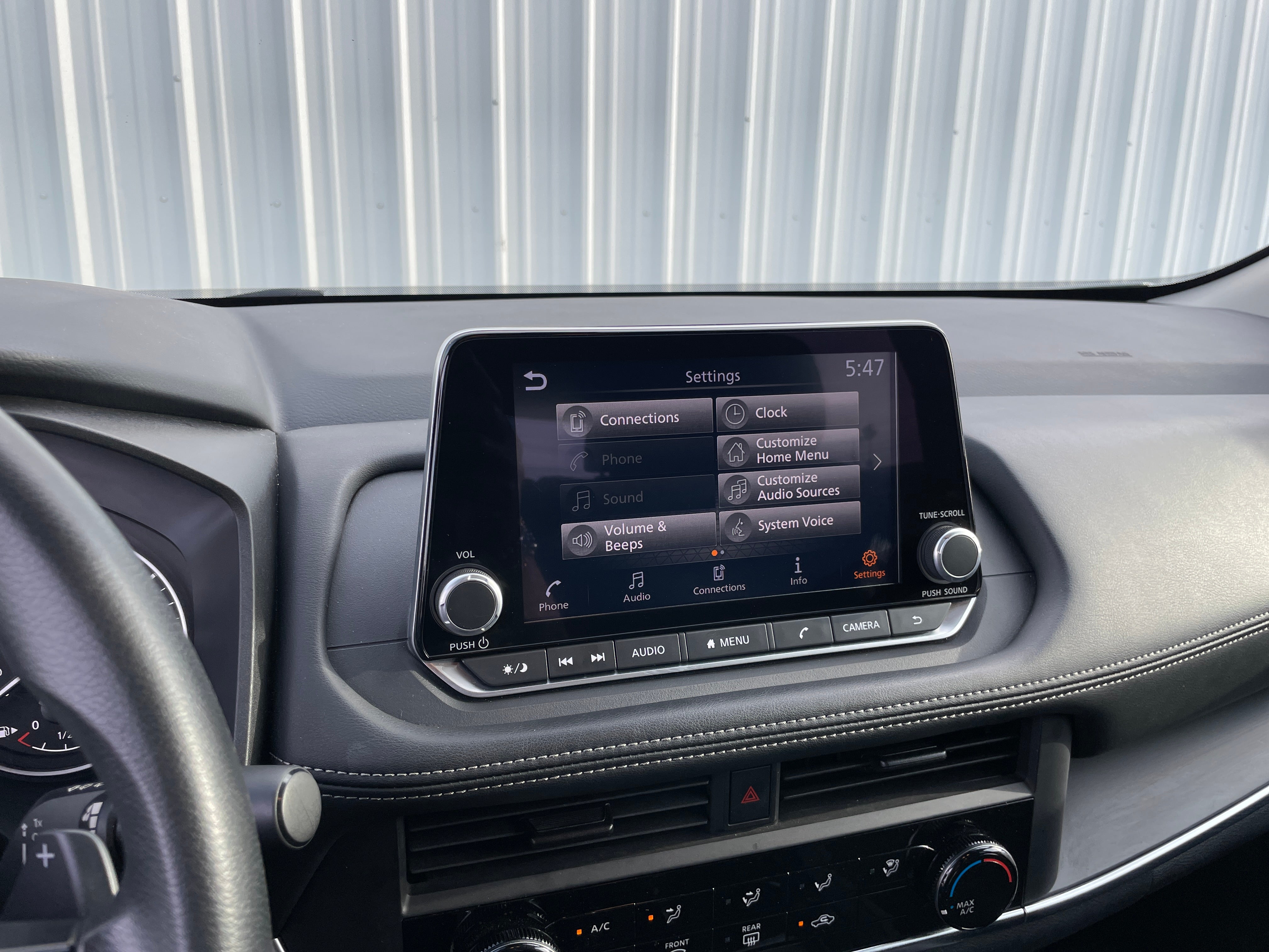 2024 Nissan Rogue S 4