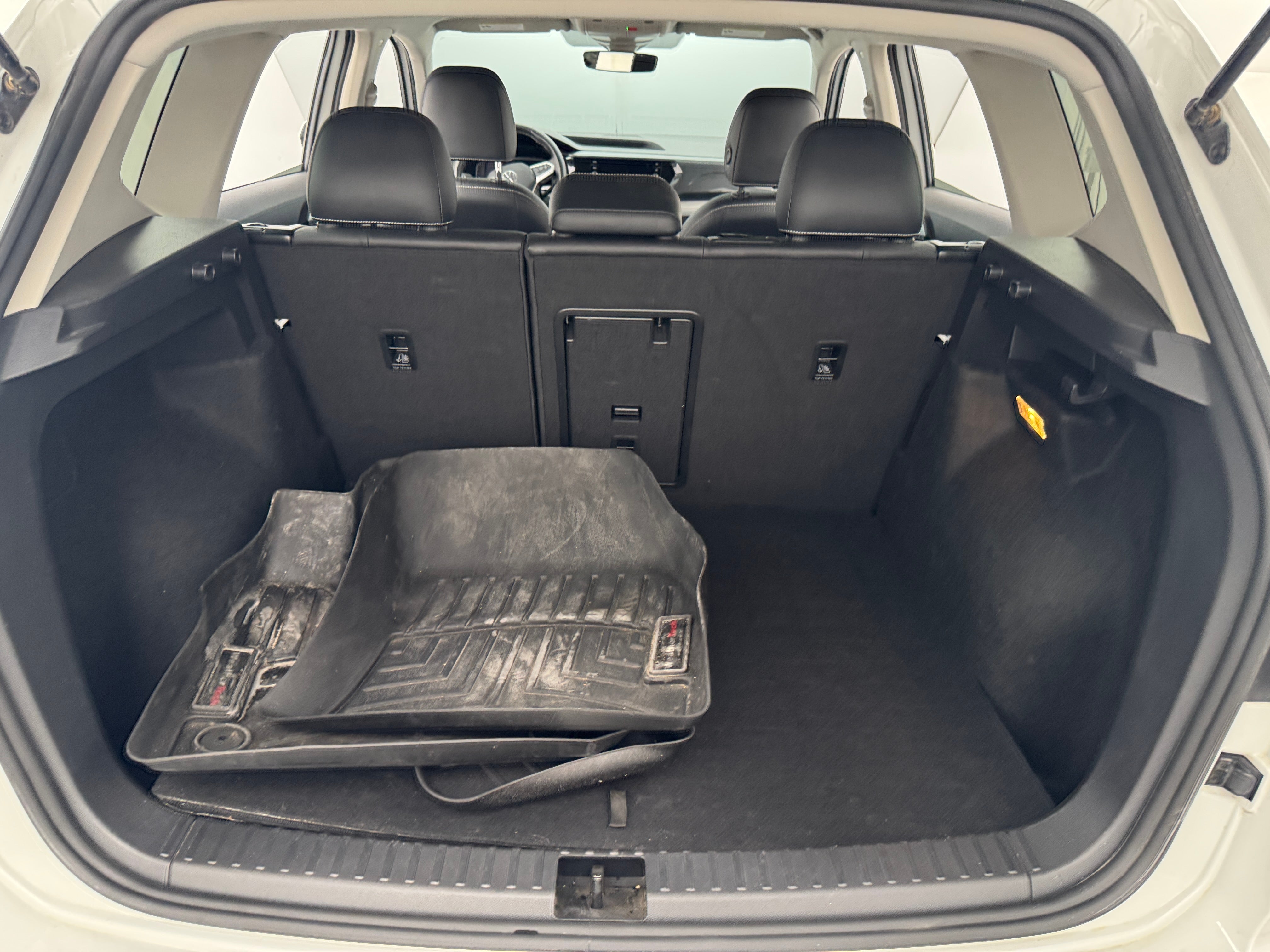 2022 Volkswagen Taos SEL 7