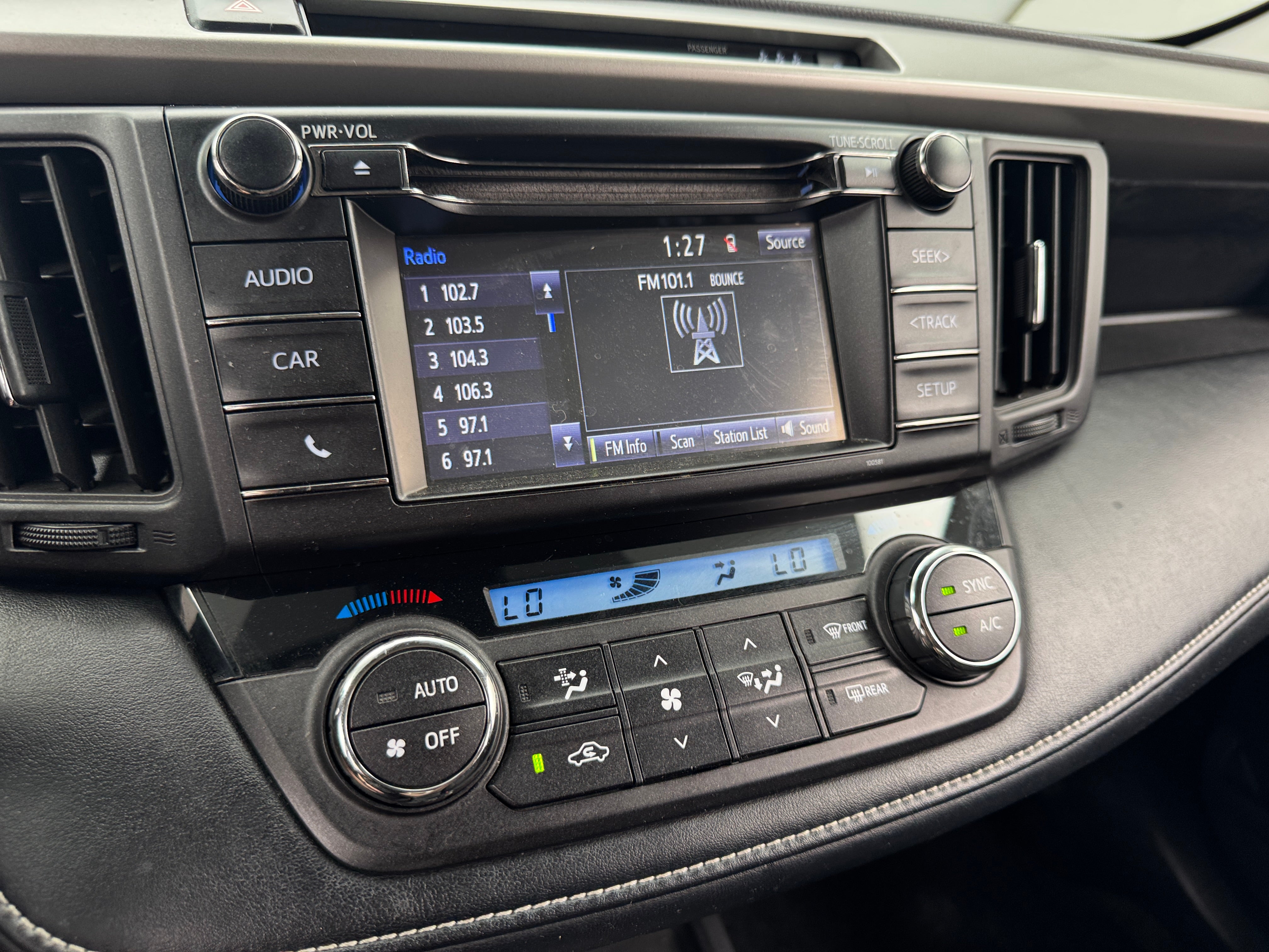 2018 Toyota RAV4 Adventure 4