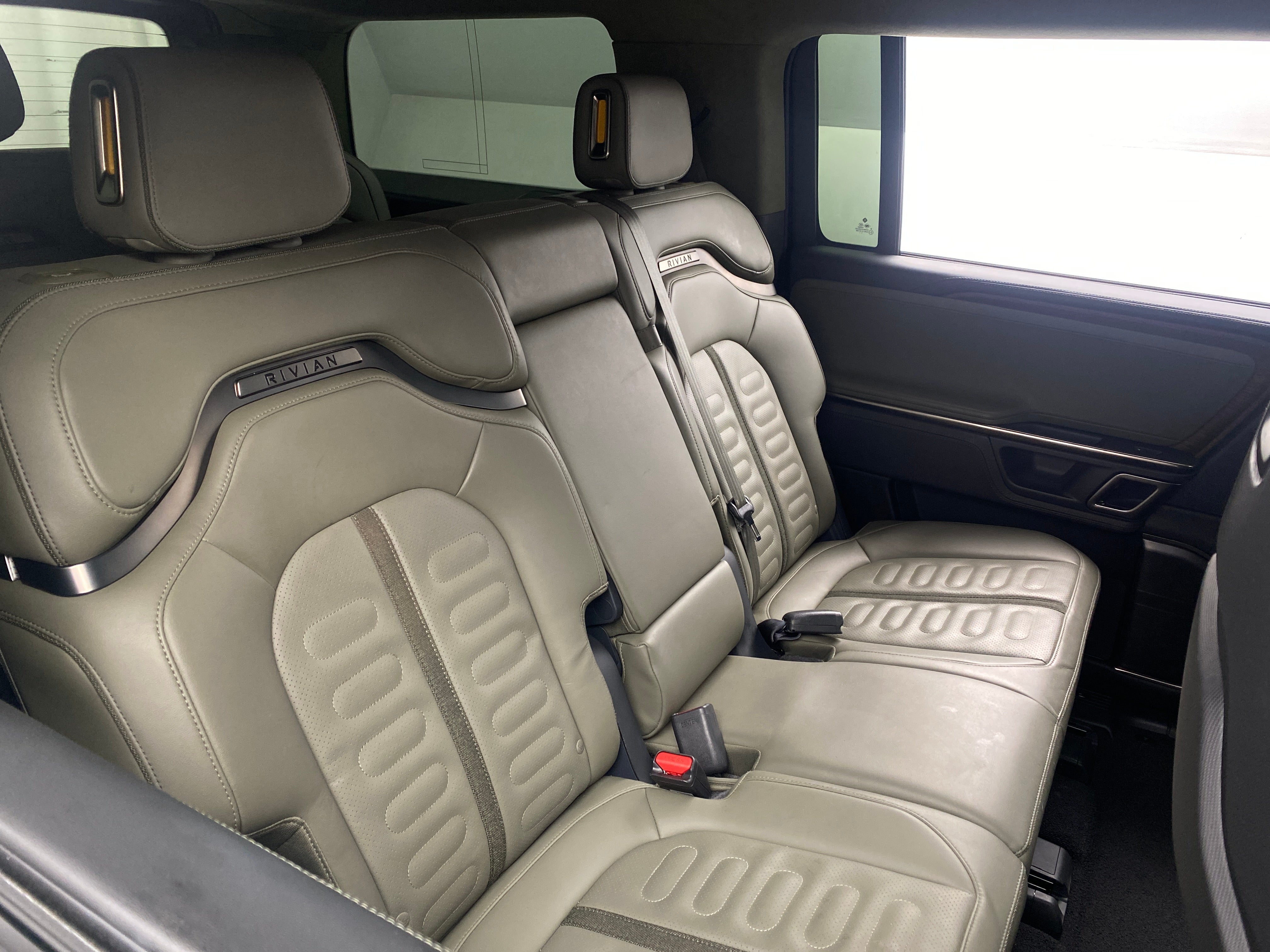 2023 Rivian R1S Adventure 5