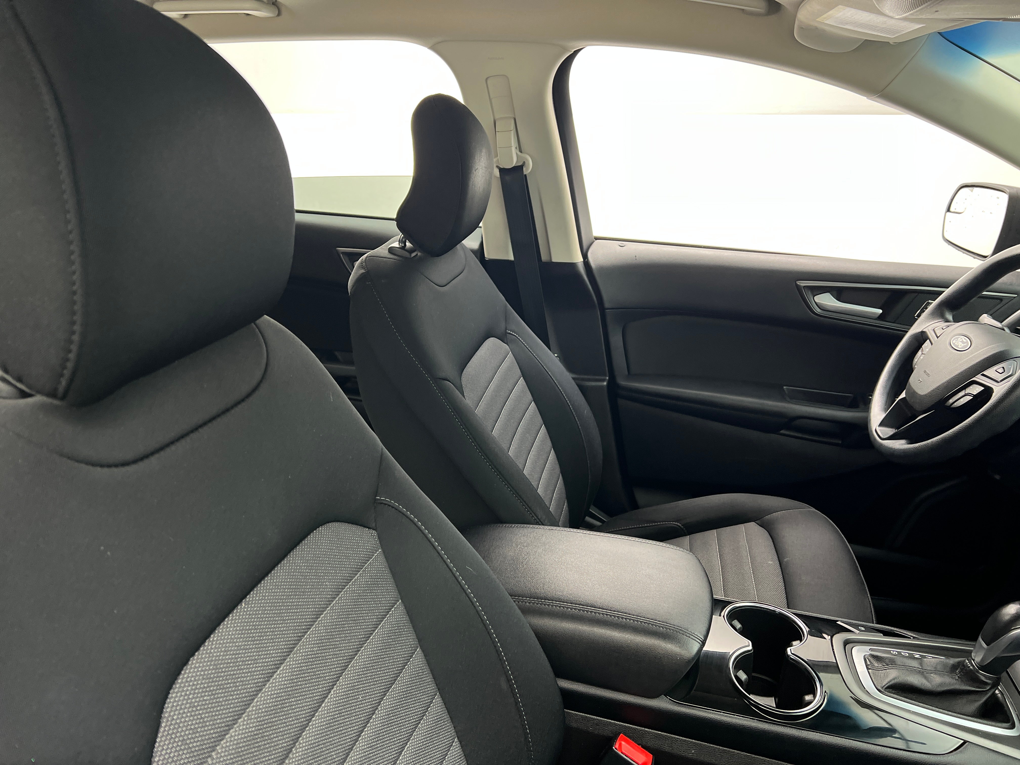 2018 Ford Edge SE 2