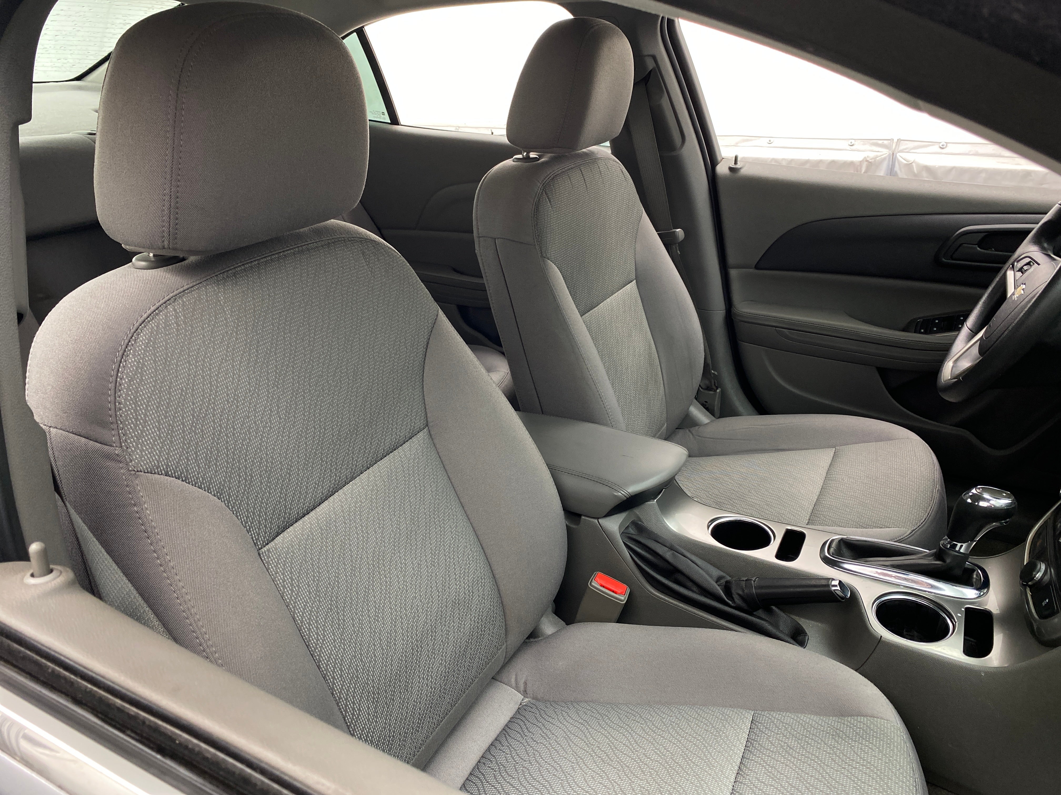 2015 Chevrolet Malibu LS 2