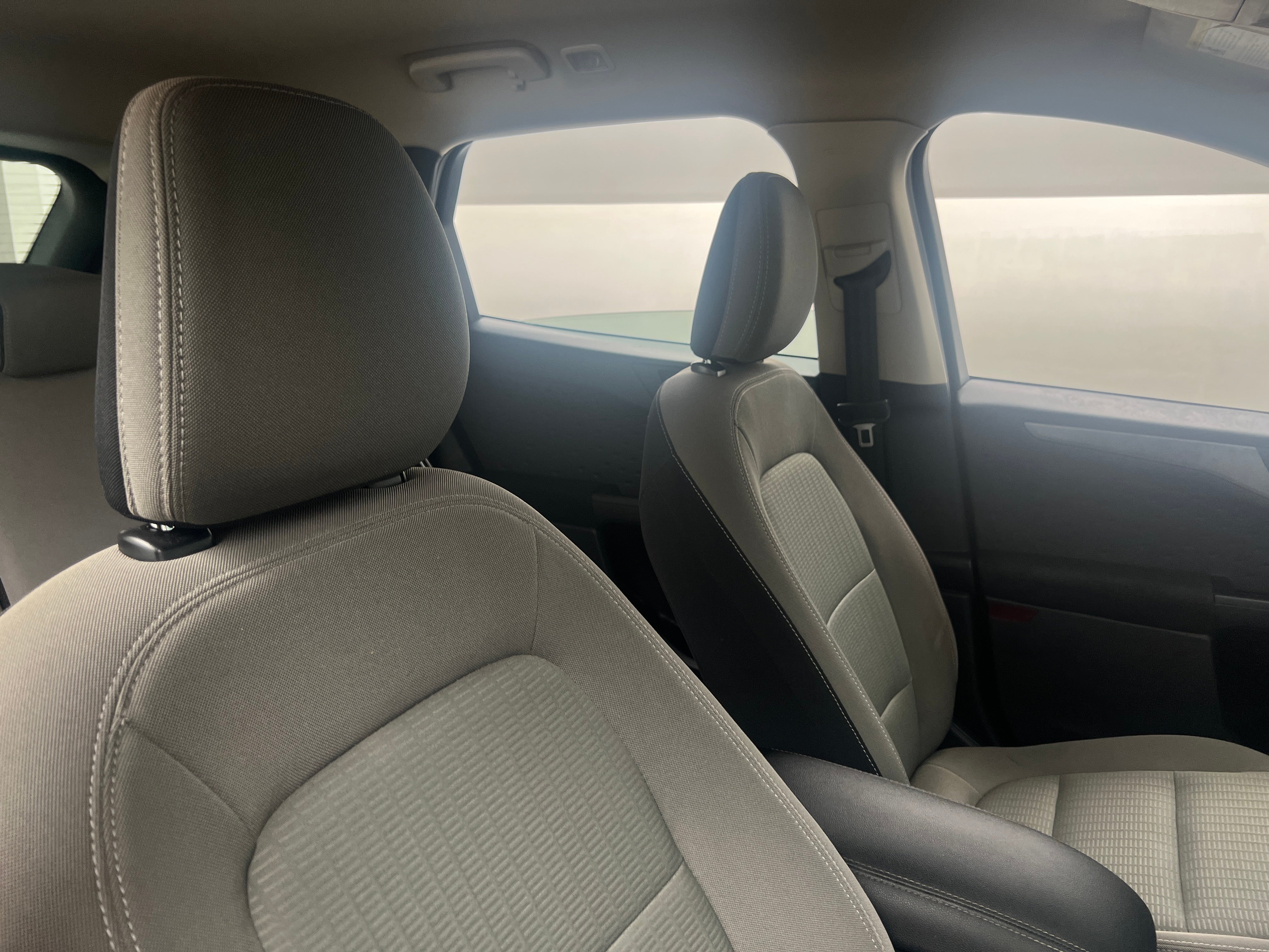 2020 Ford Escape S 2