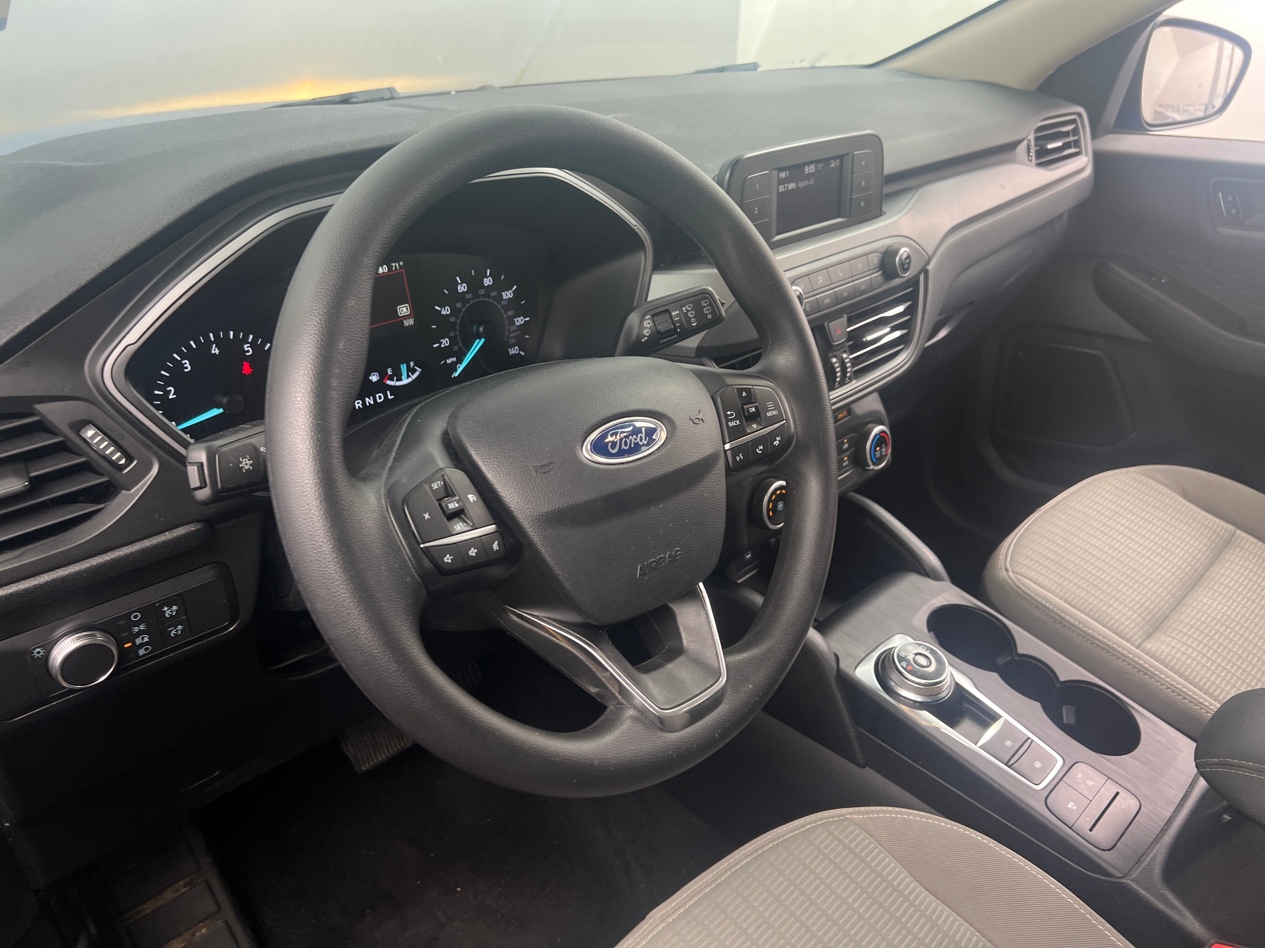 2020 Ford Escape S 3