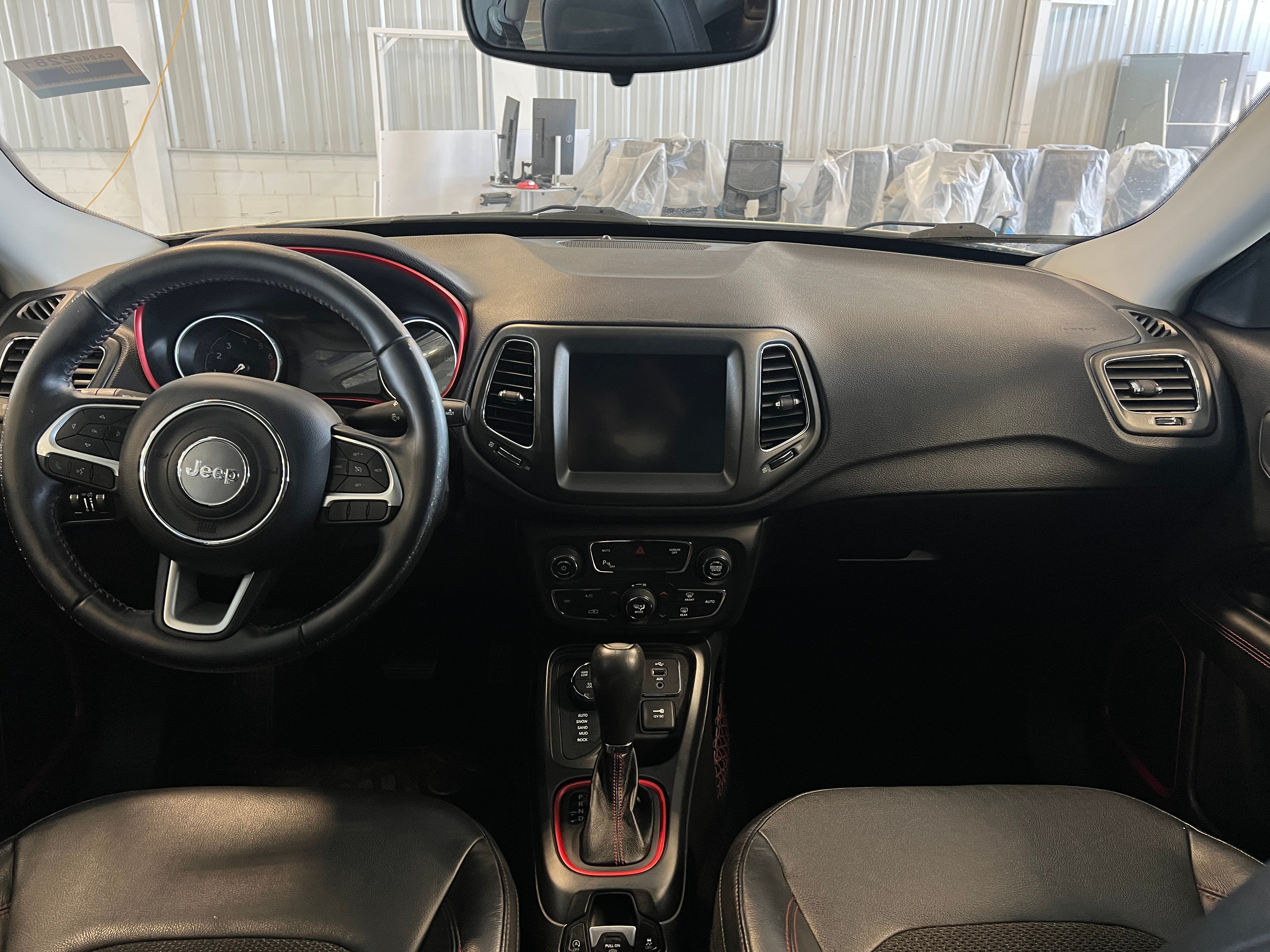 2017 Jeep Compass Trailhawk 3