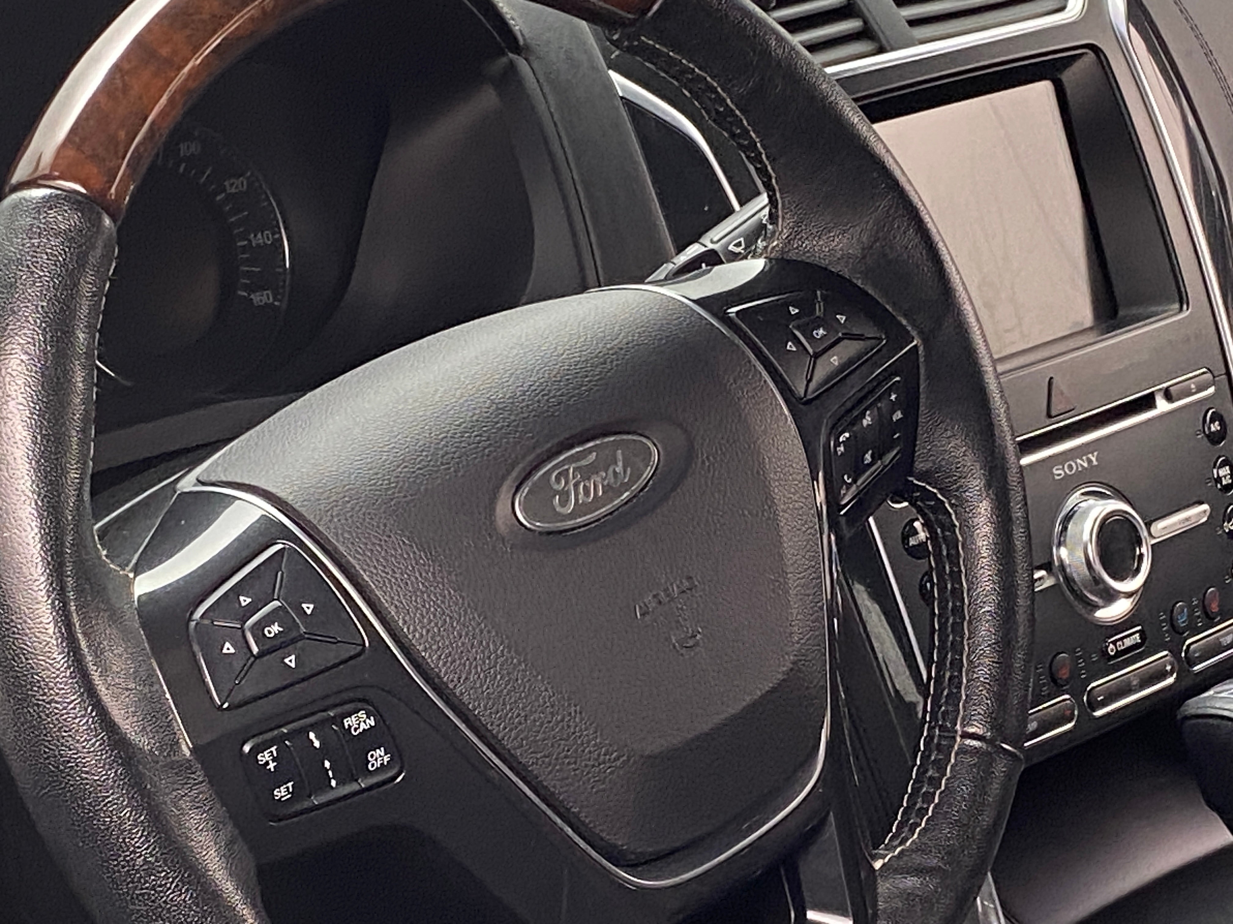 2017 Ford Explorer Platinum 4