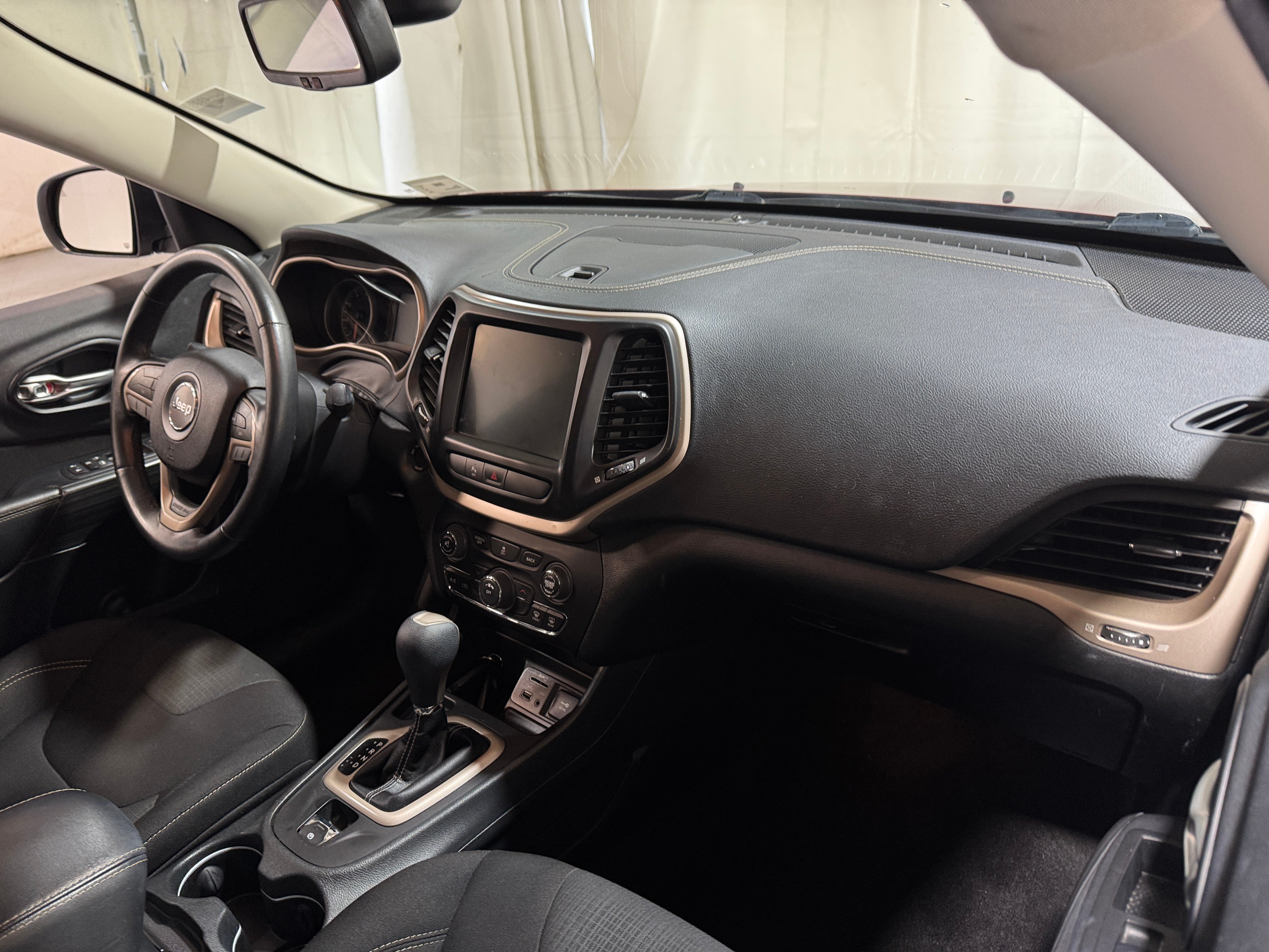 2016 Jeep Cherokee Latitude 3