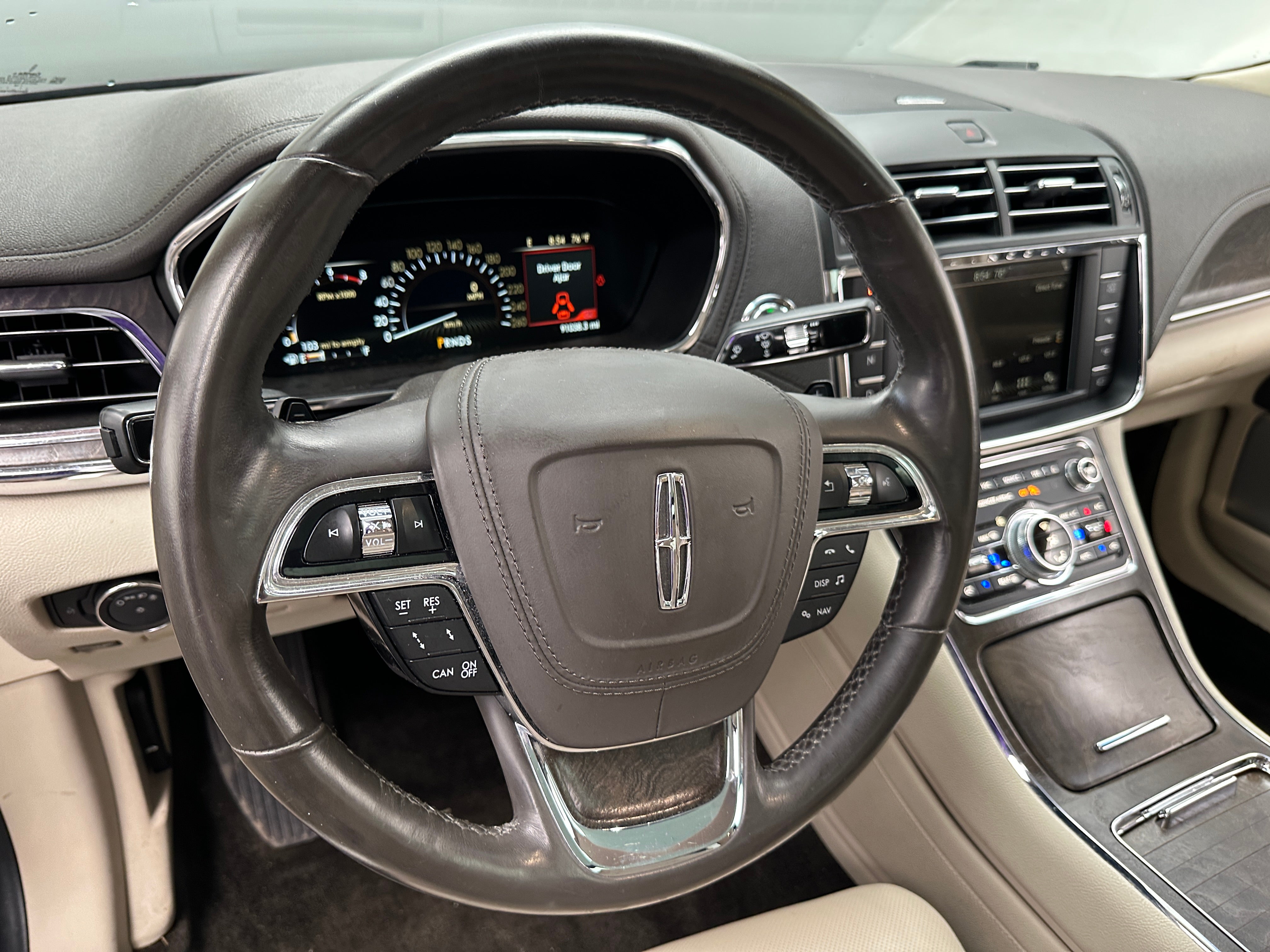 2017 Lincoln Continental Reserve 4