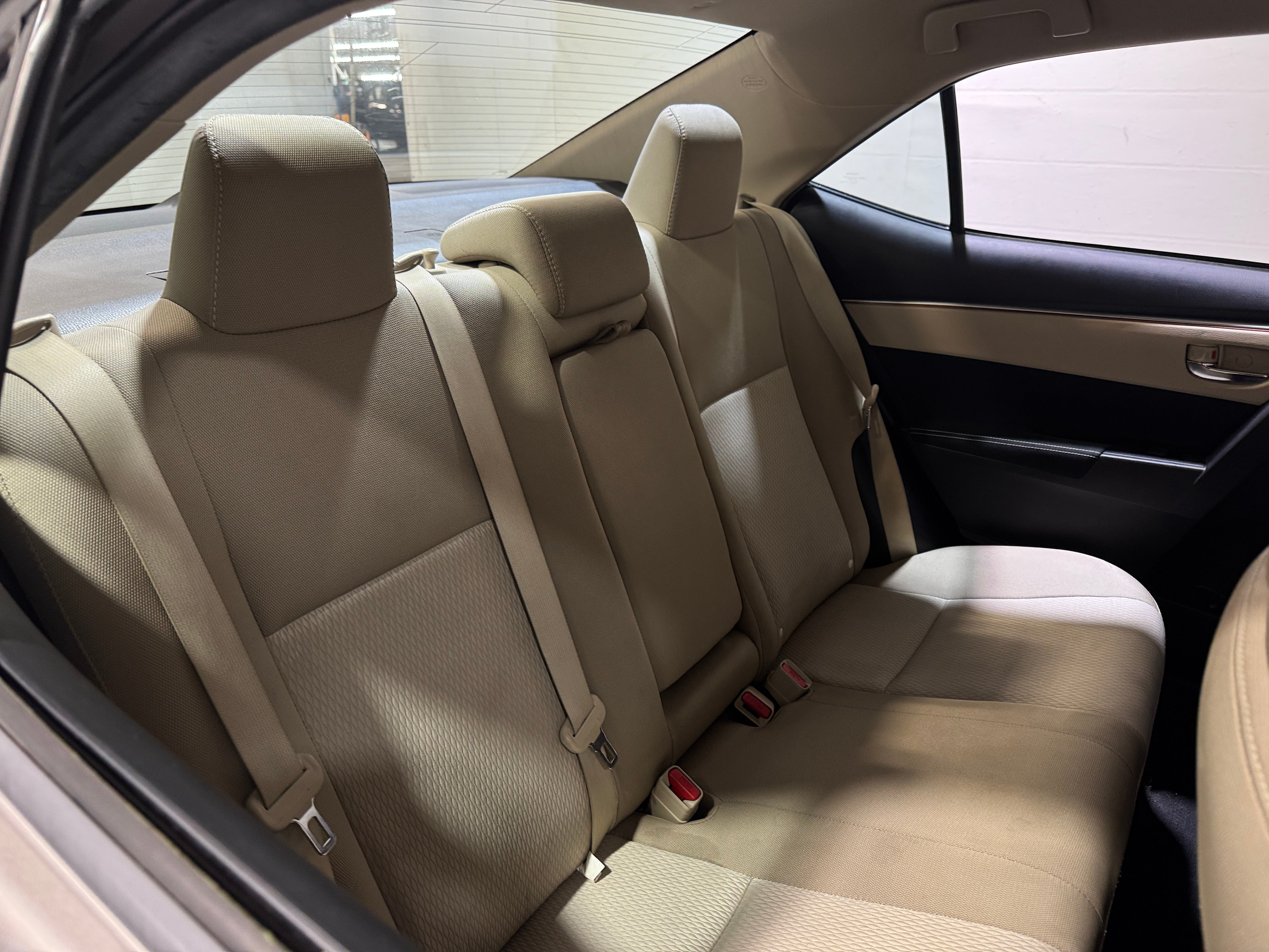 2016 Toyota Corolla LE 6