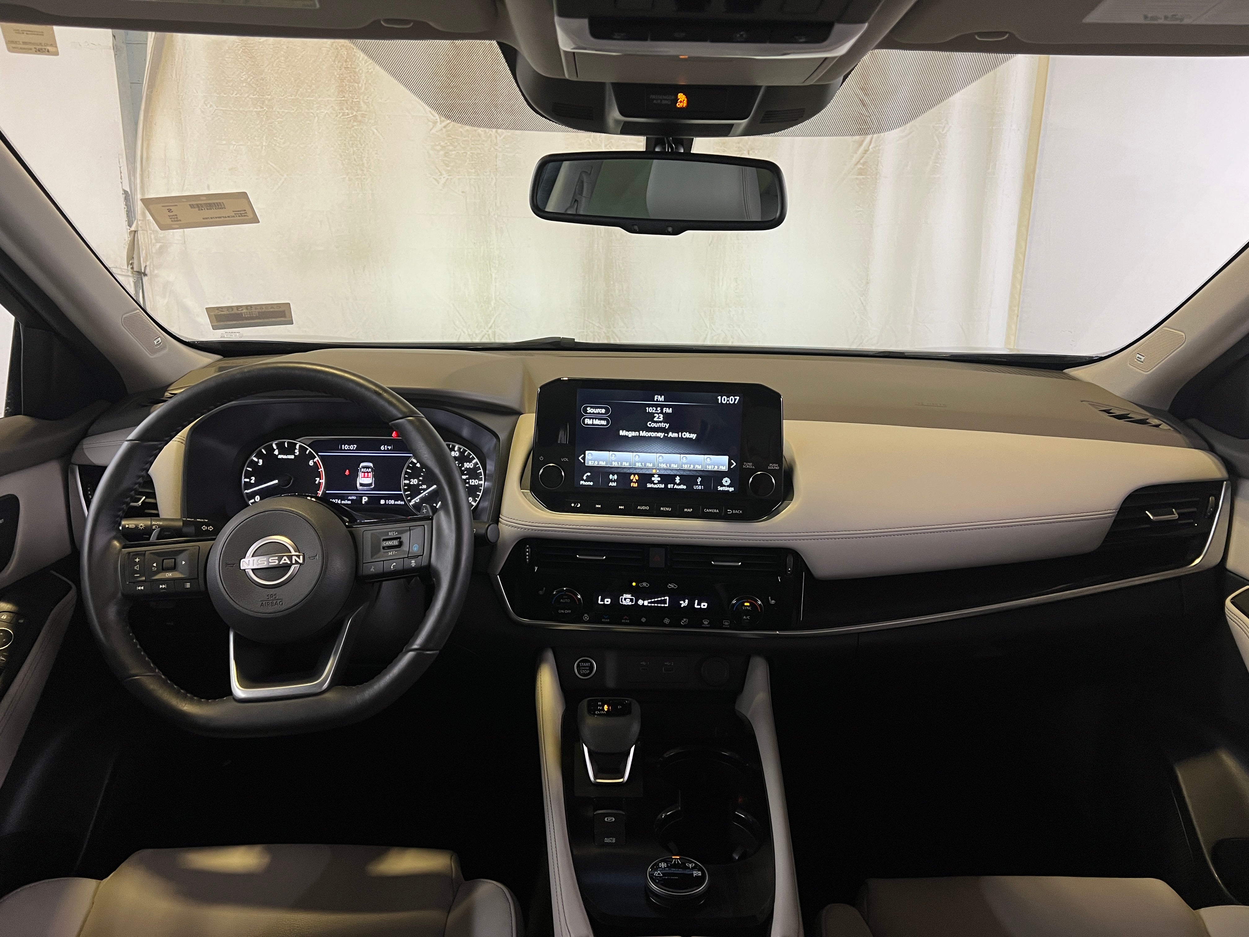 2023 Nissan Rogue SL 2