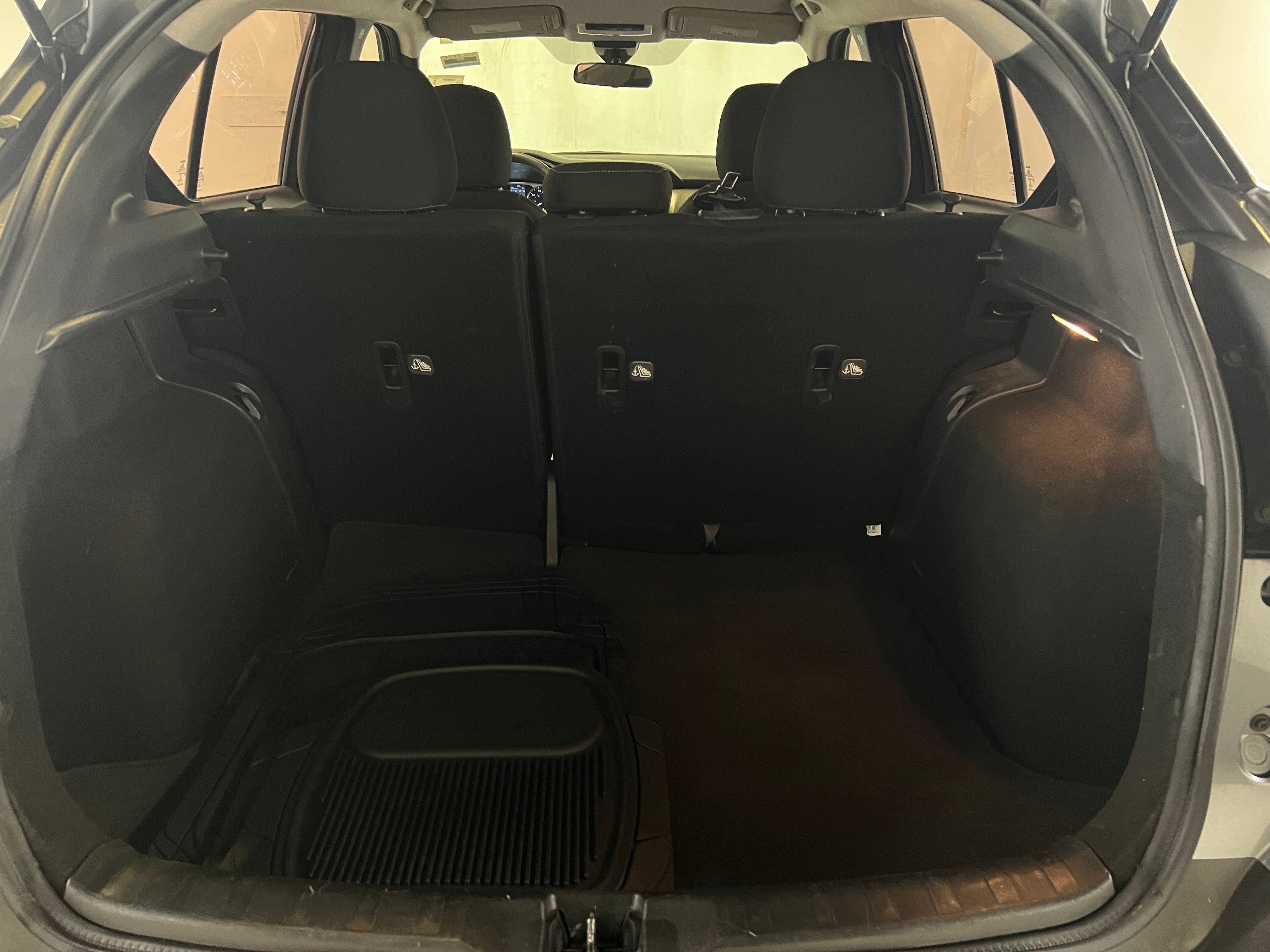 2020 Nissan Kicks S 7