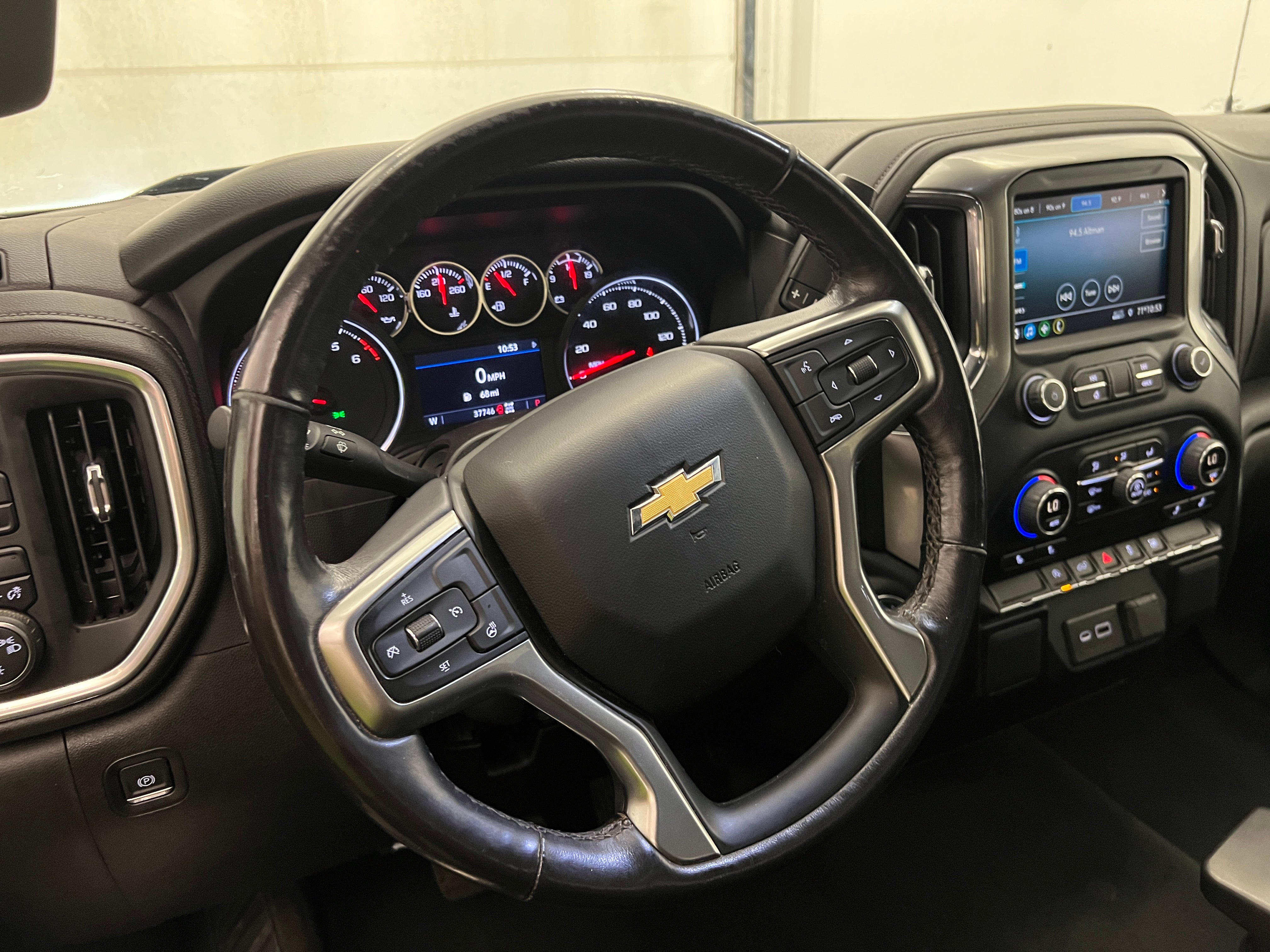 2022 Chevrolet Silverado 1500 Limited LT 5