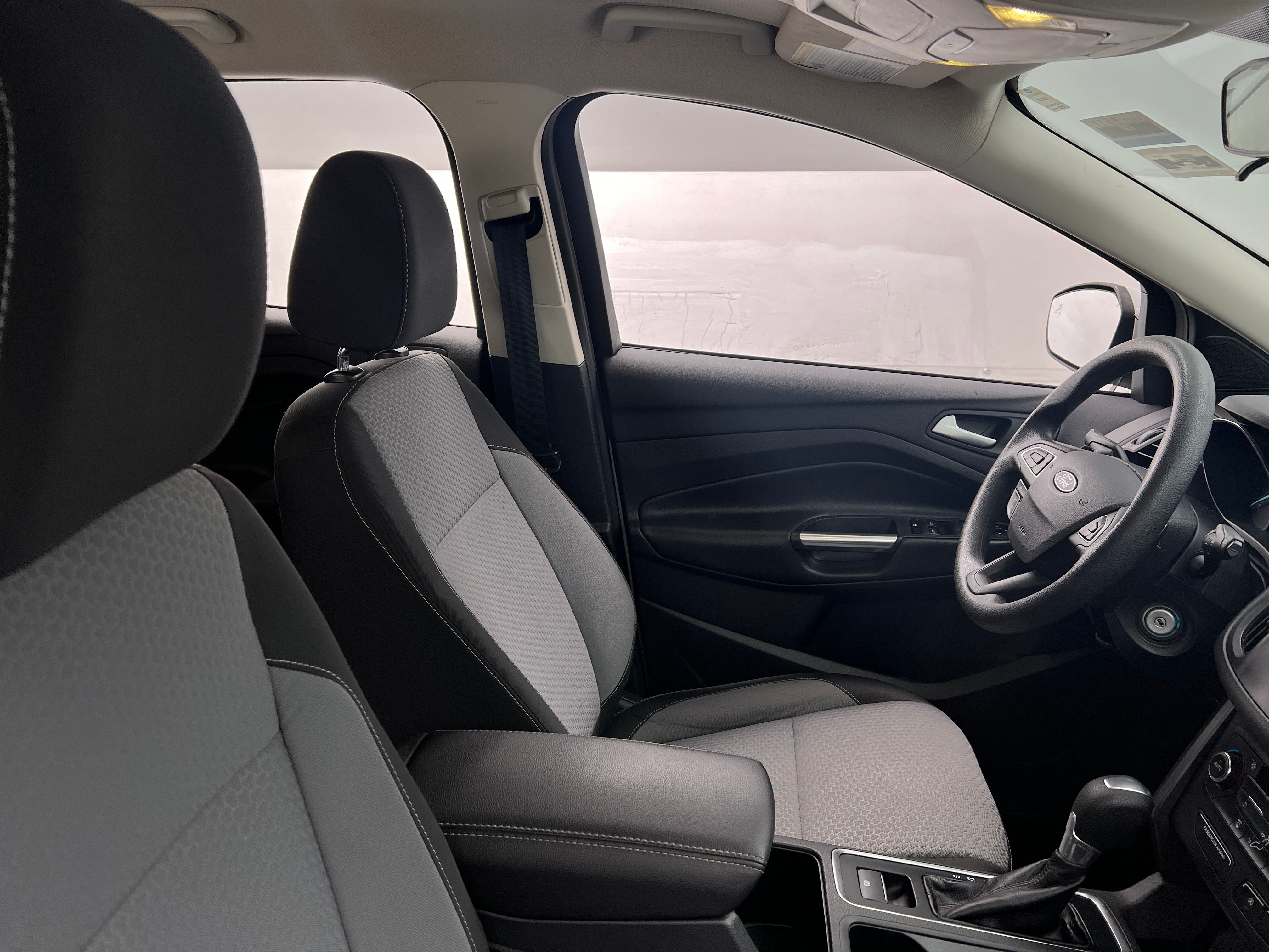 2017 Ford Escape SE 2