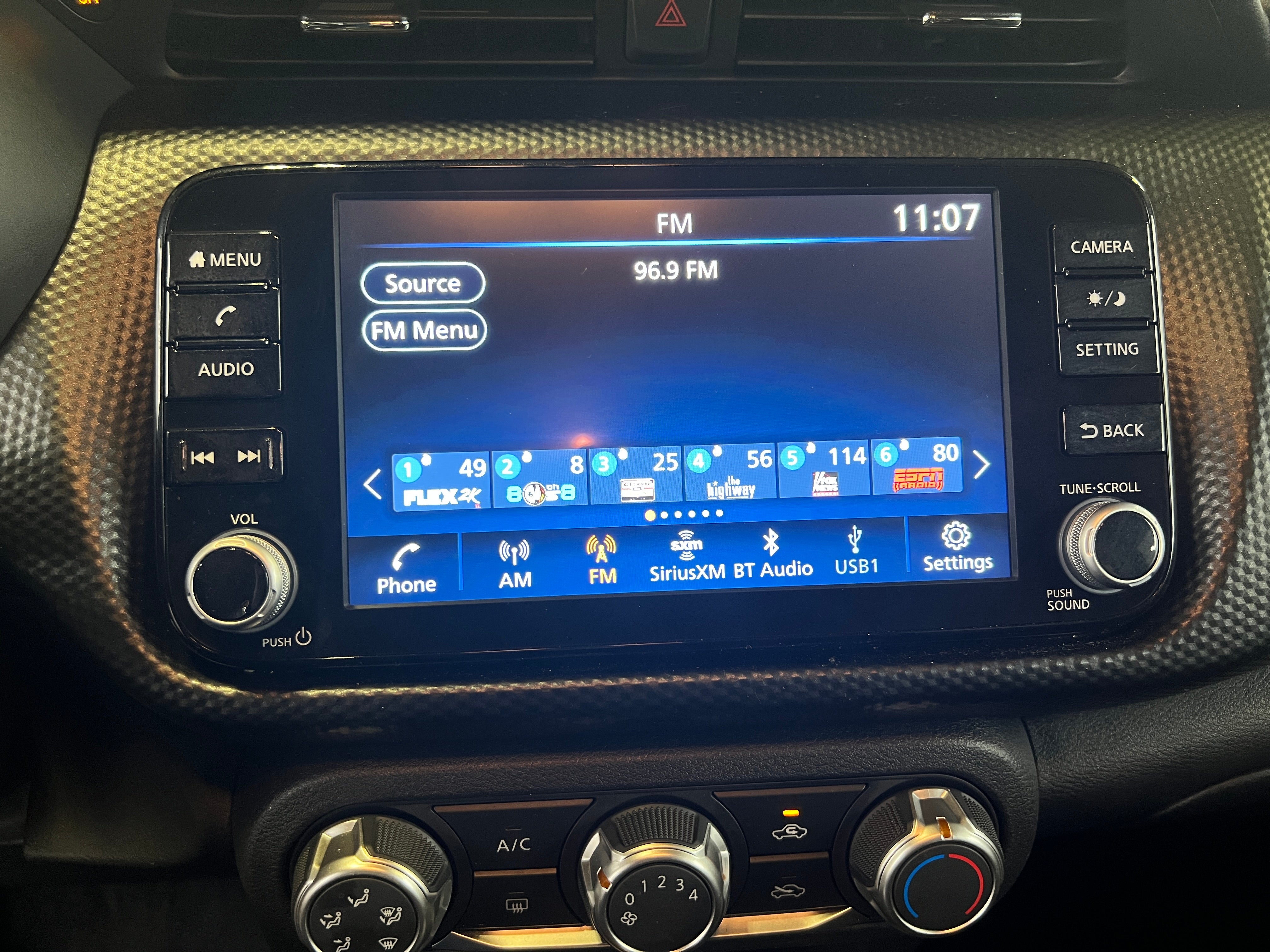 2024 Nissan Kicks SV 4