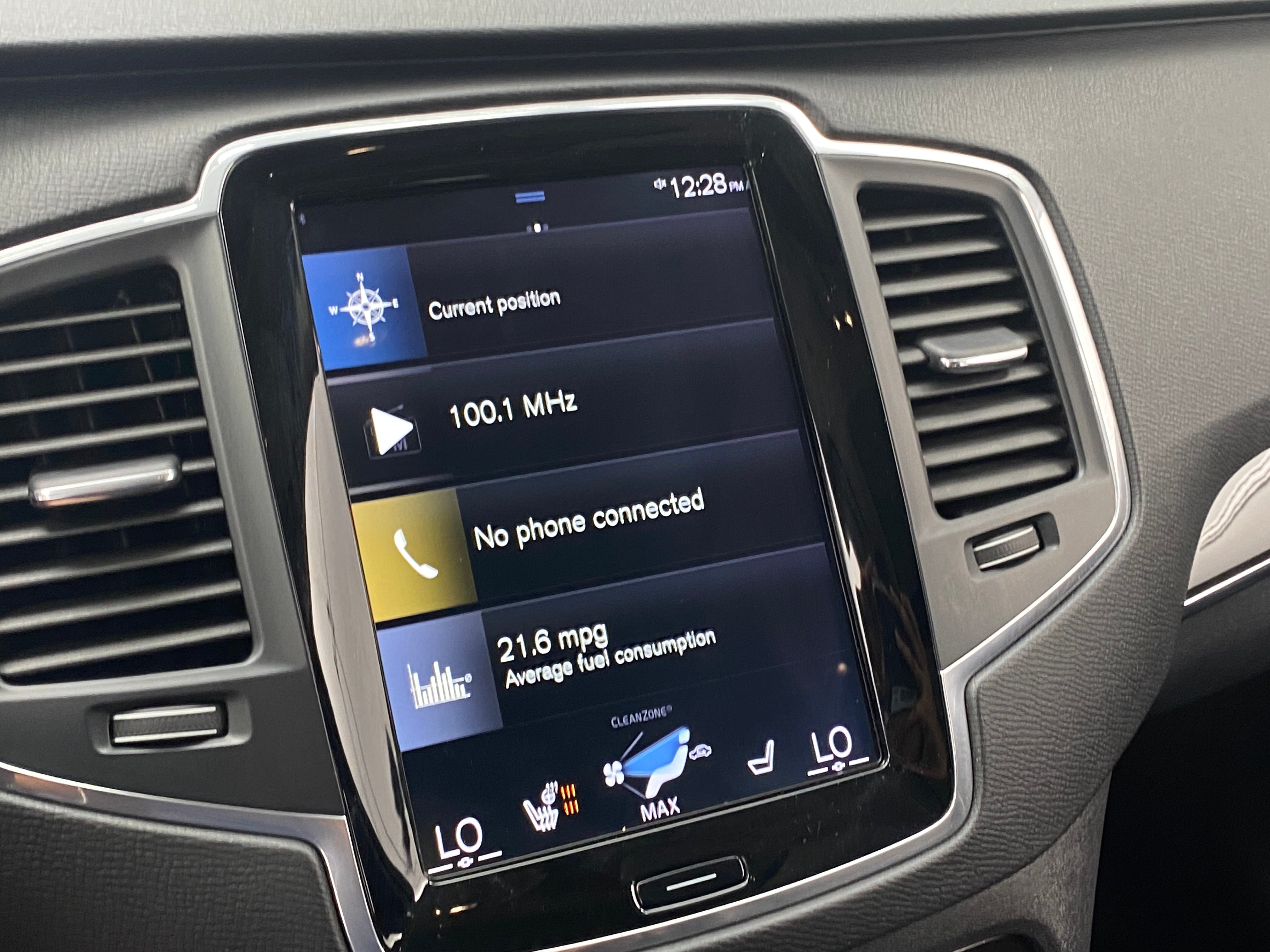 2019 Volvo XC90 T6 Momentum 3
