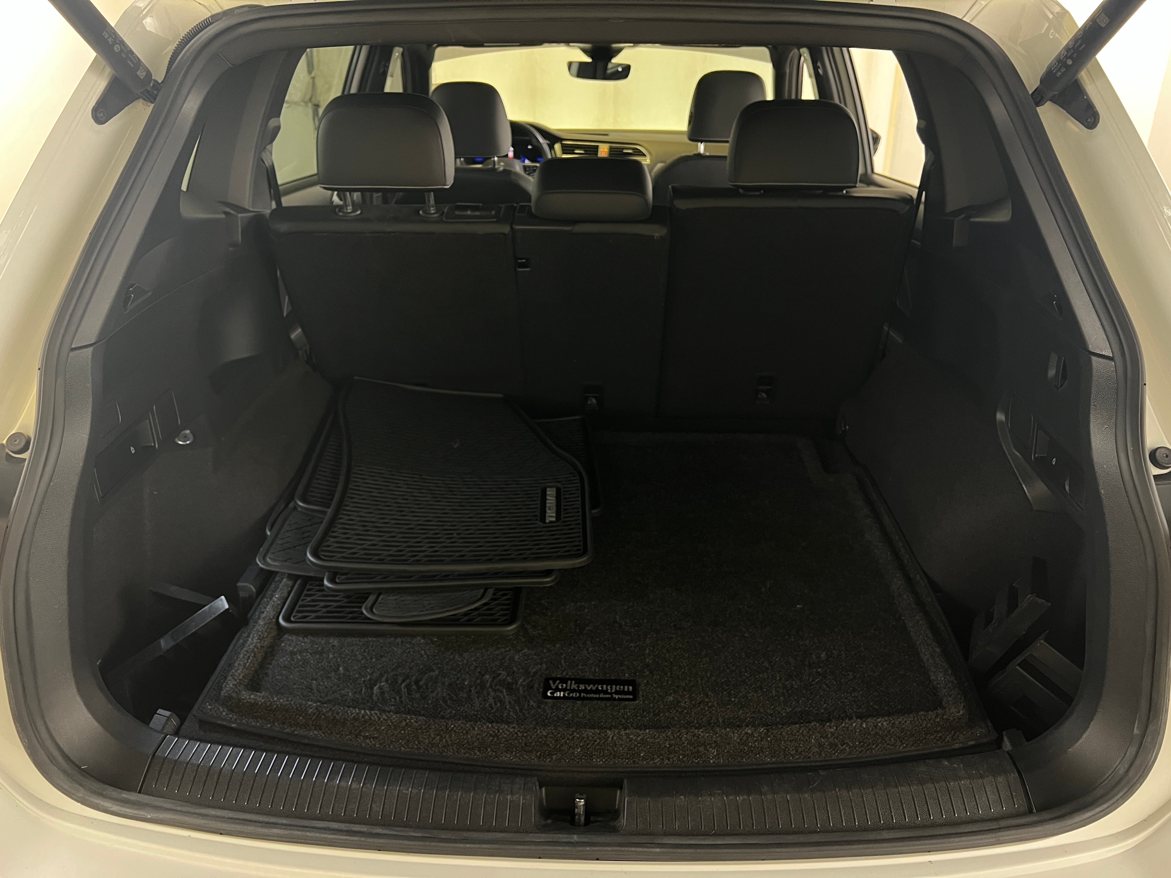 2022 Volkswagen Tiguan SE R-Line Black 7