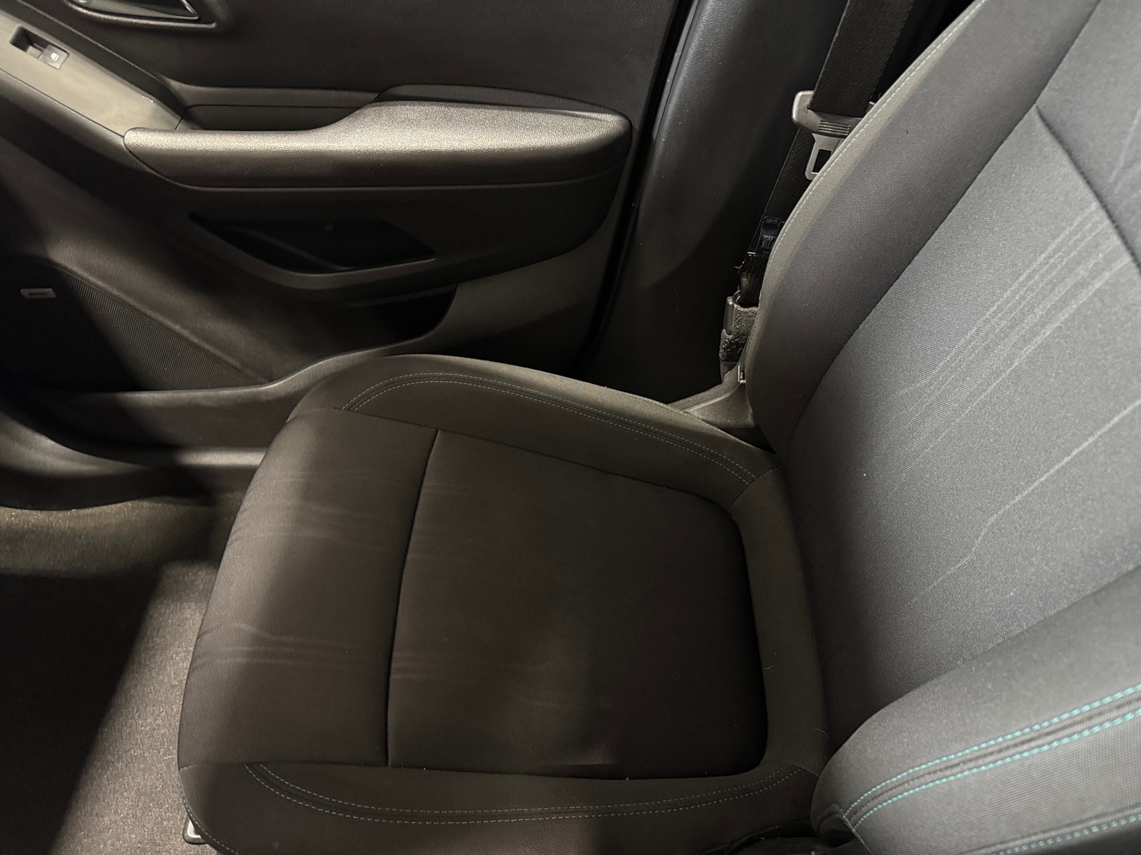 Thumbnail: 2015 Chevrolet Trax - 2