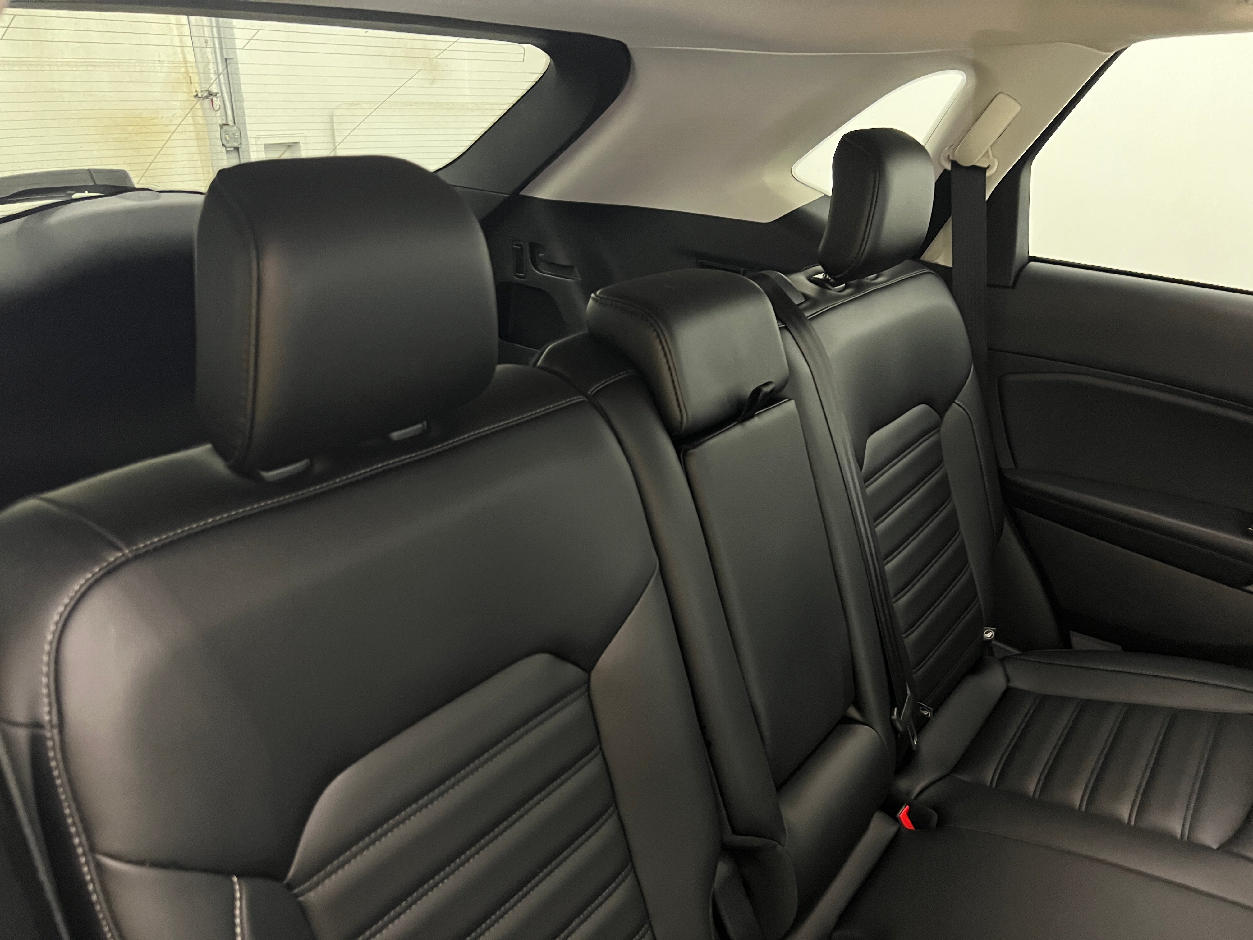 2020 Ford Edge SEL 5