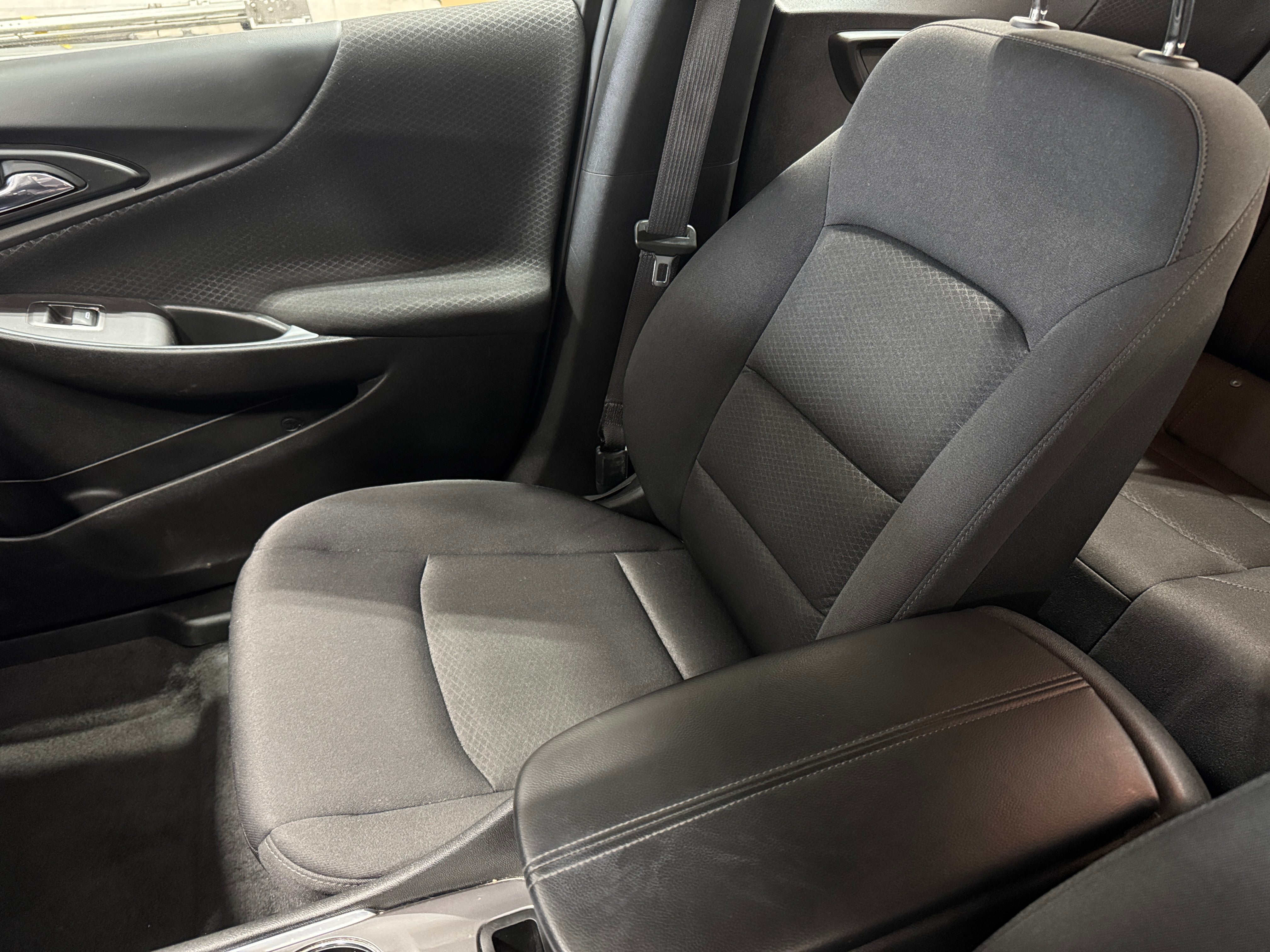 2024 Chevrolet Malibu LT 2