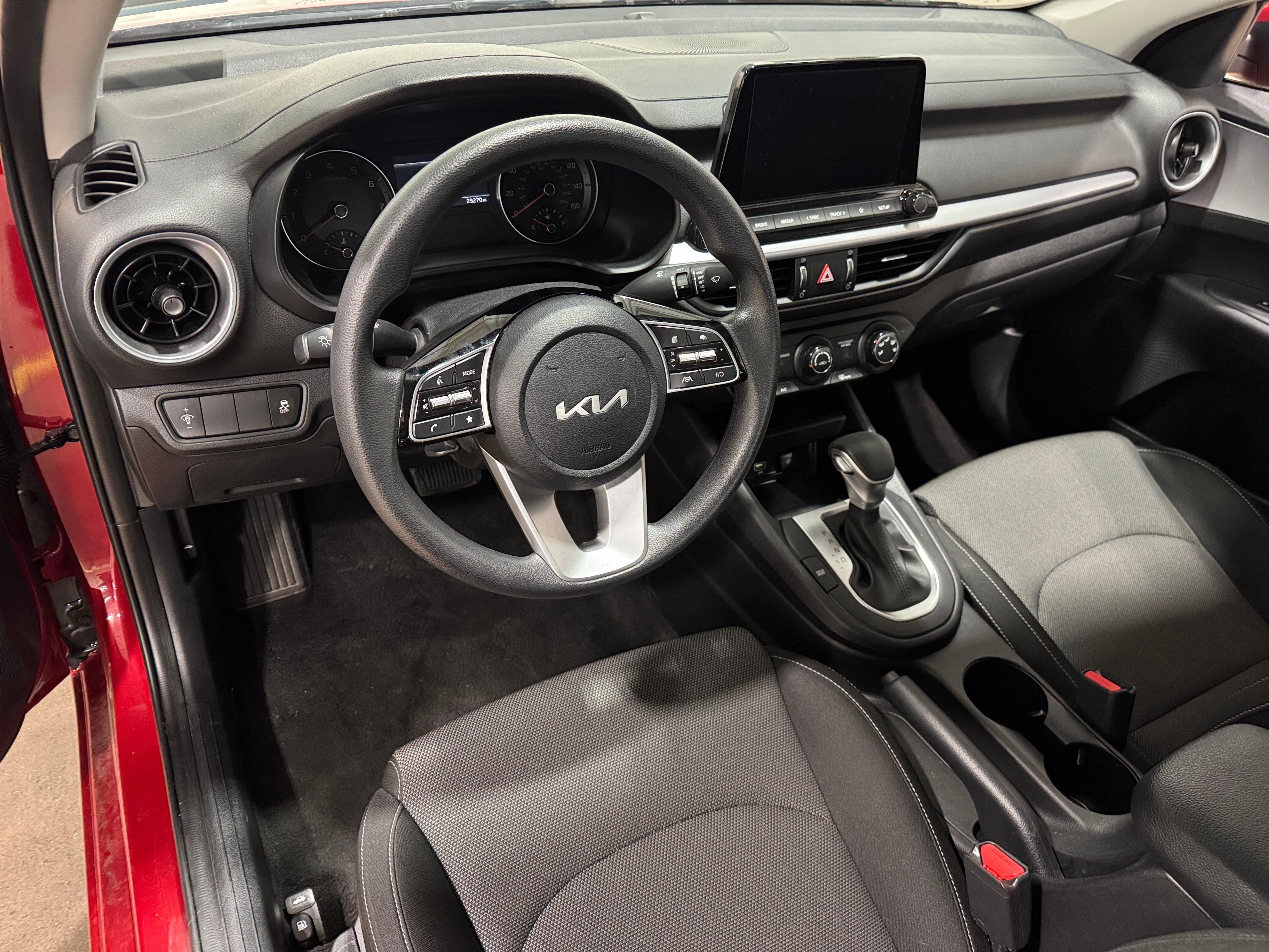 2024 Kia Forte LXS 3