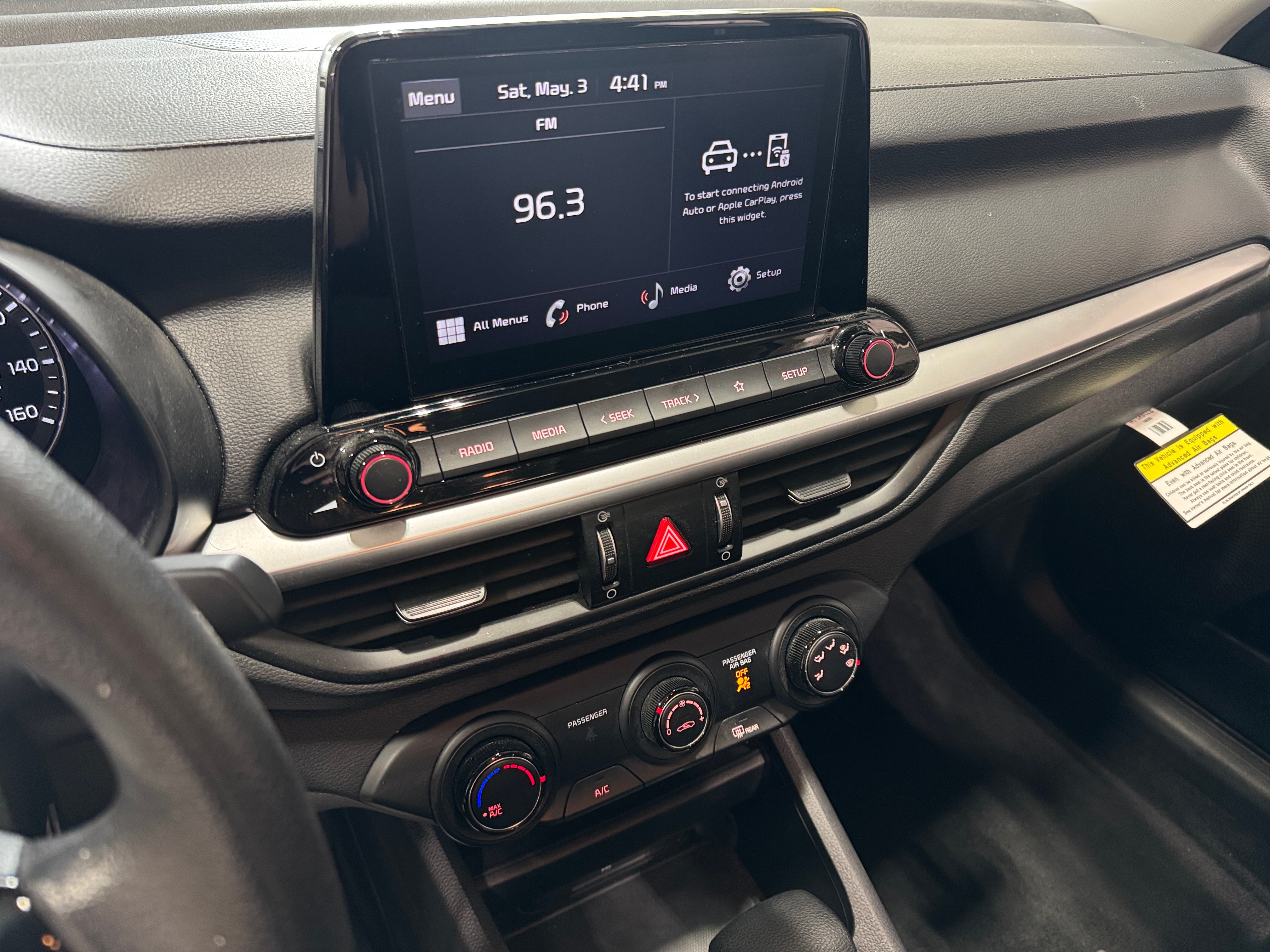 2024 Kia Forte LXS 4
