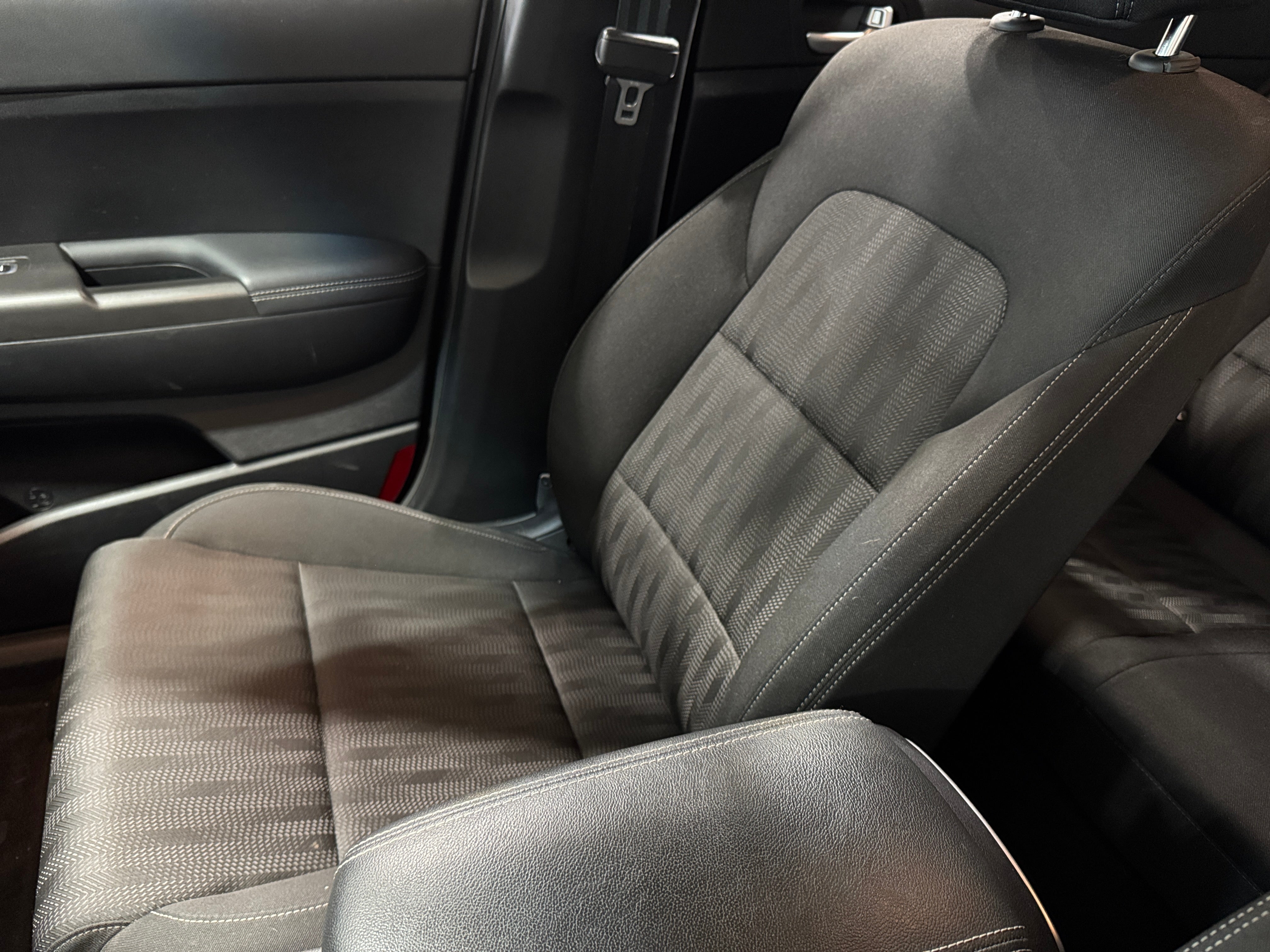 2021 Kia Sportage LX 2