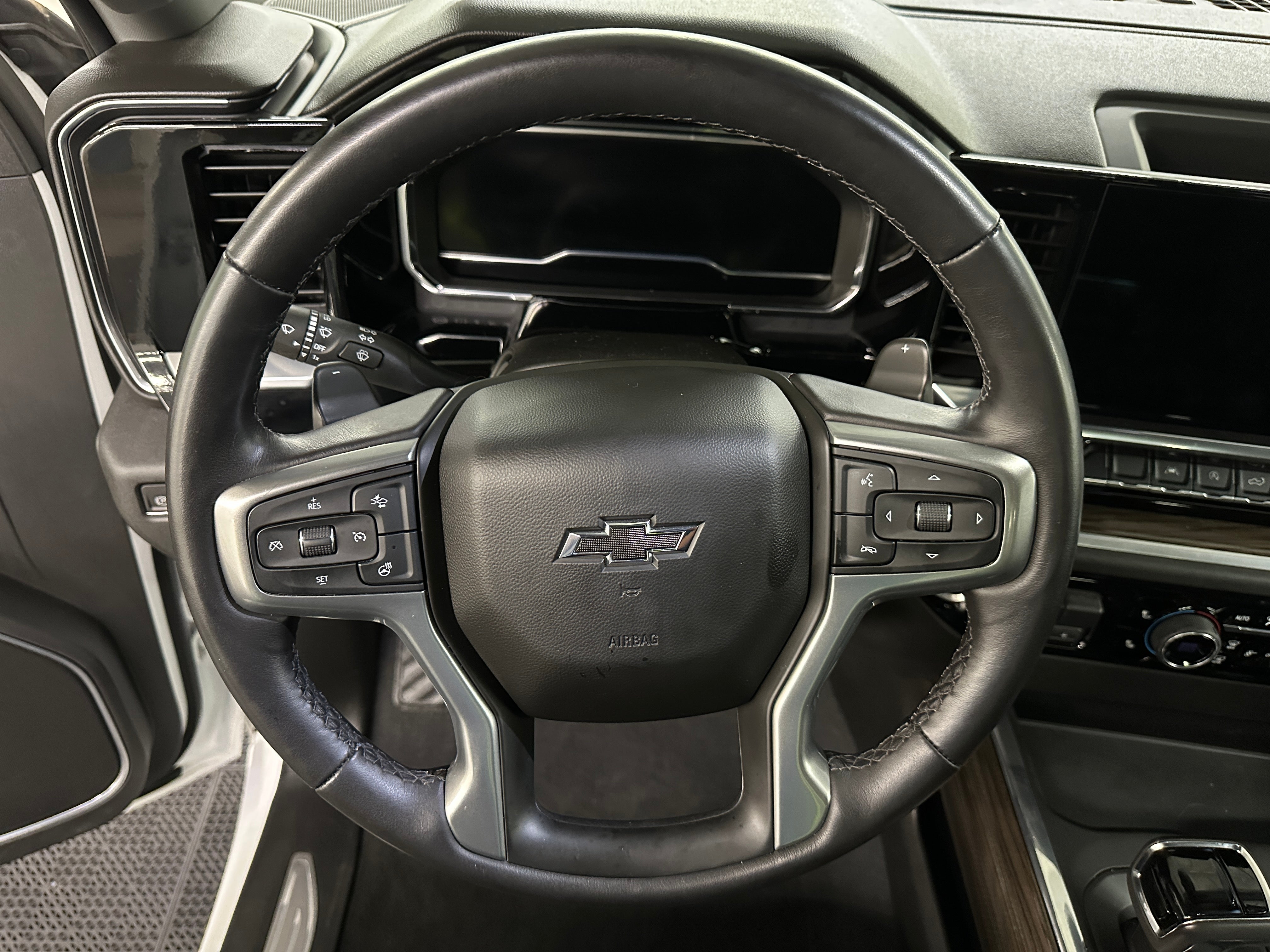 2022 Chevrolet Silverado 1500 RST 5
