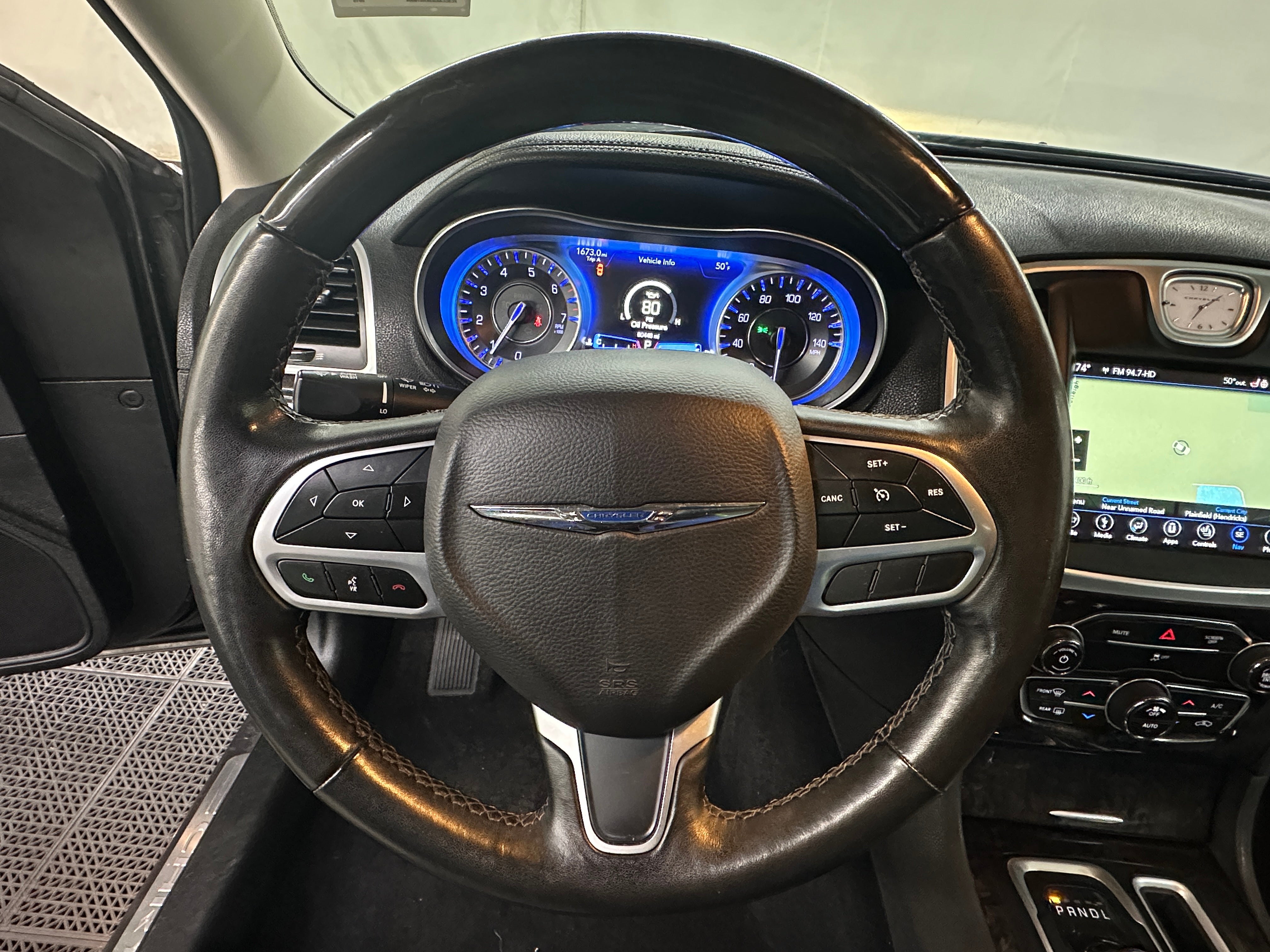 2019 Chrysler 300 Limited Edition 4