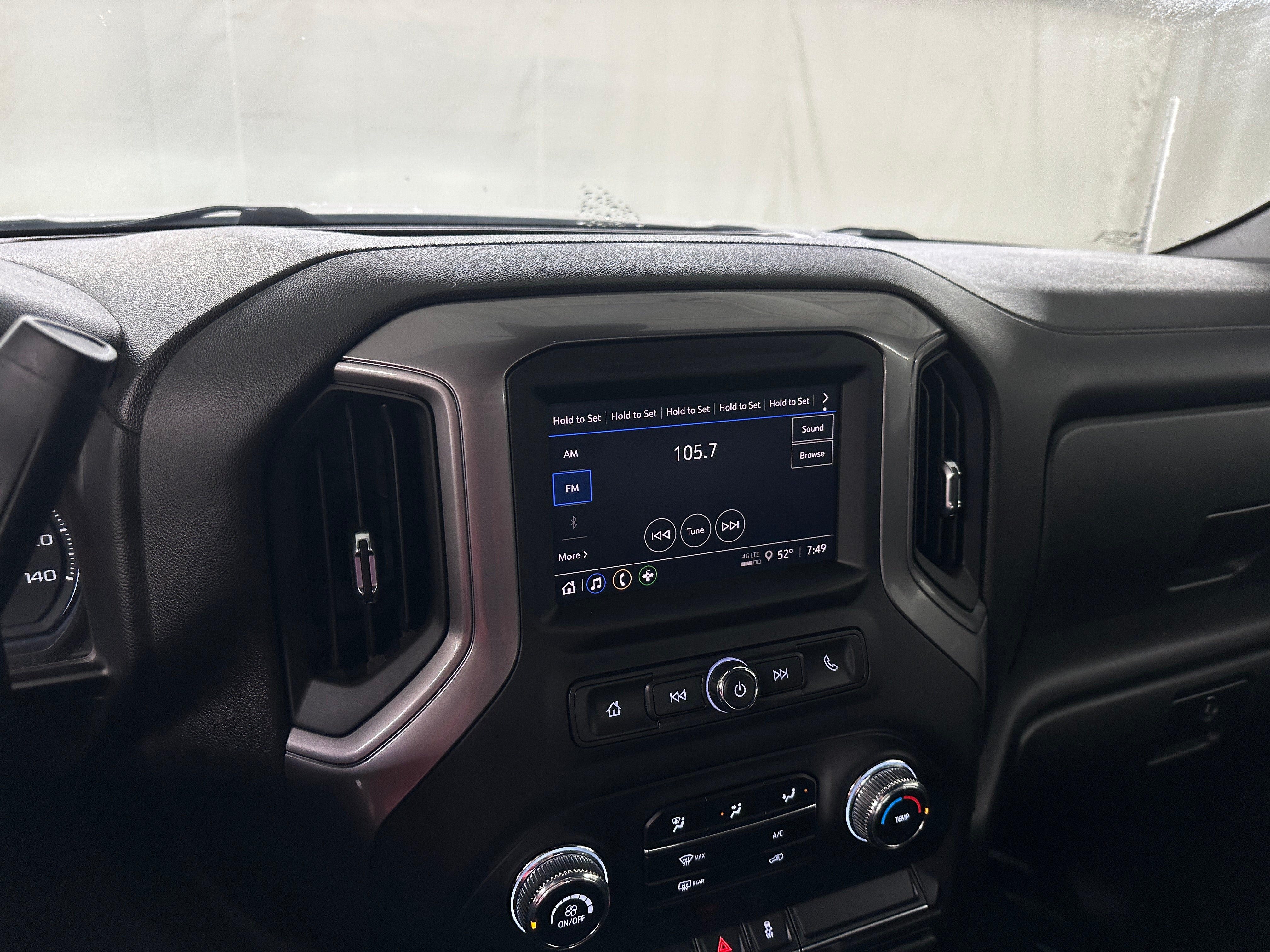 2024 GMC Sierra 1500 Pro 3