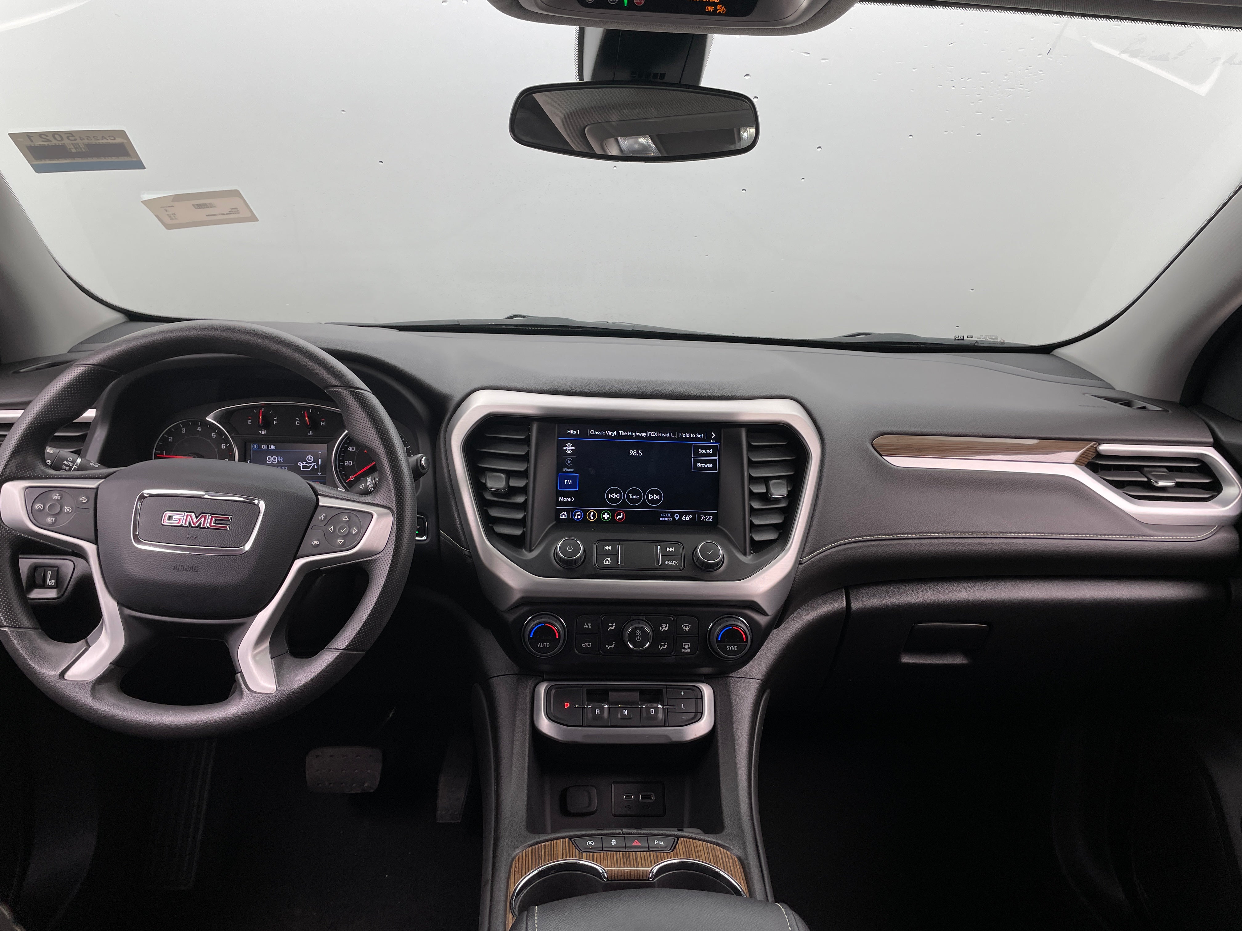 2023 GMC Acadia SLE 3