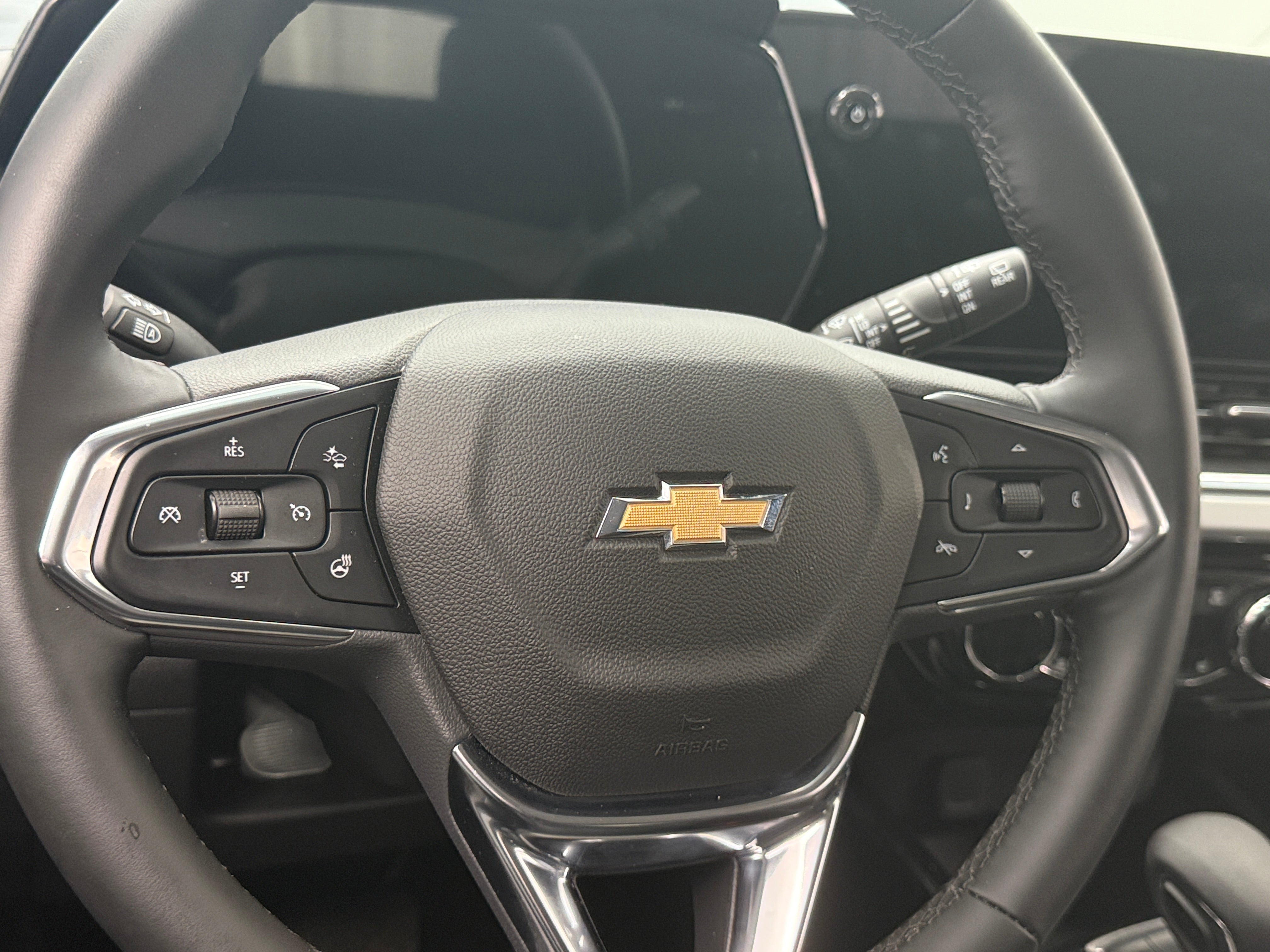 2025 Chevrolet Trax LT 5
