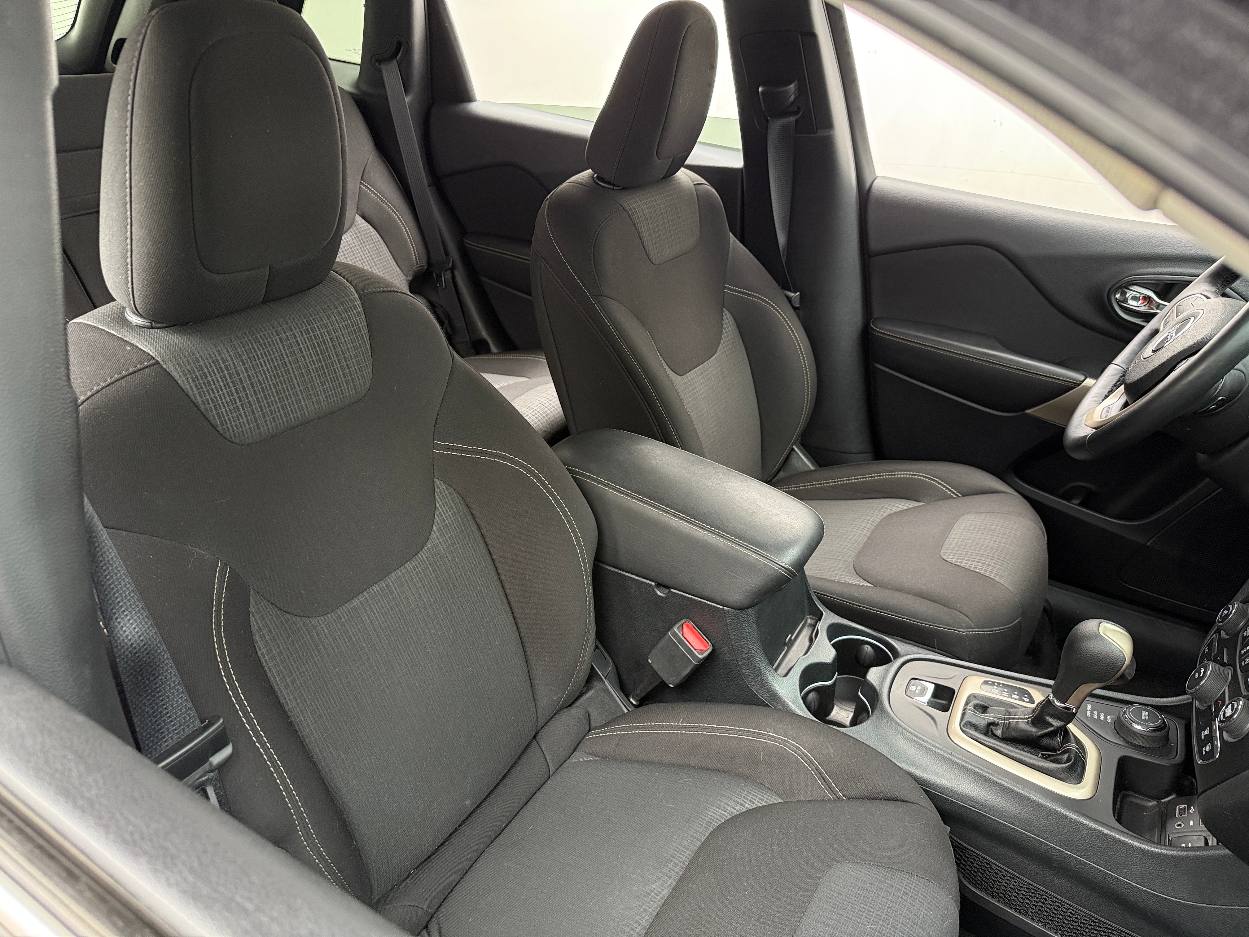 2017 Jeep Cherokee Latitude 2