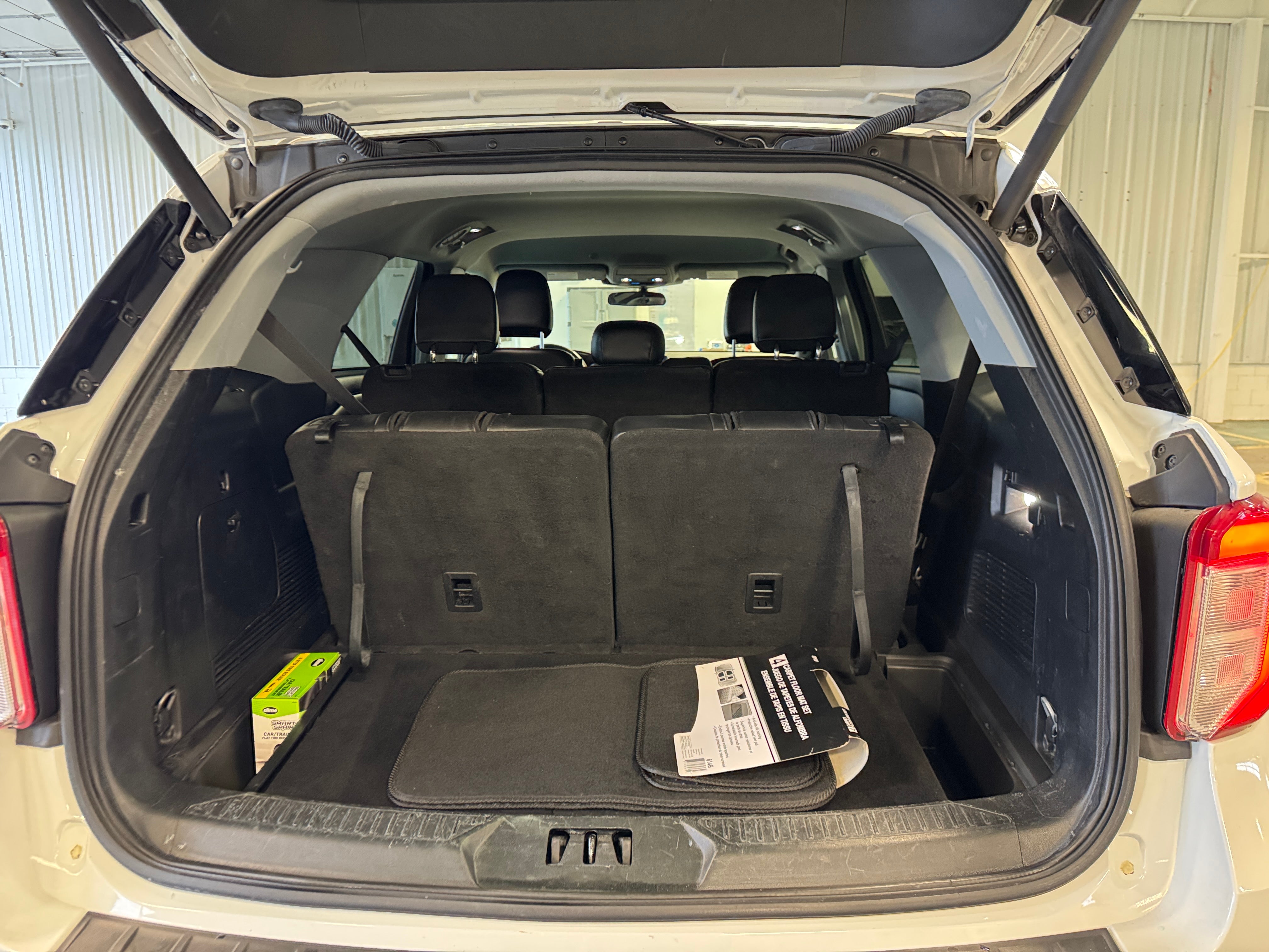 2023 Ford Explorer XLT 7