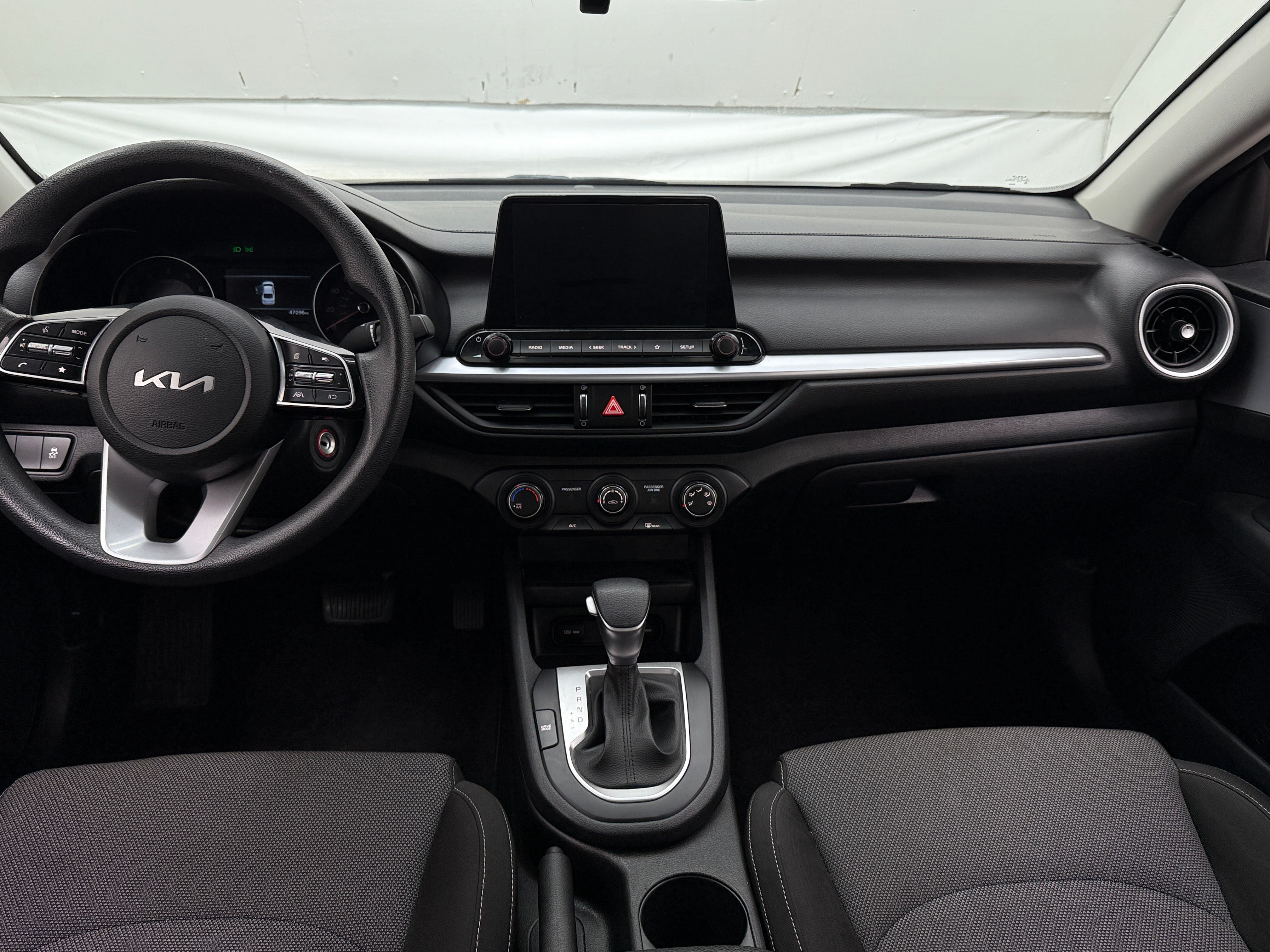 2023 Kia Forte LXS 3
