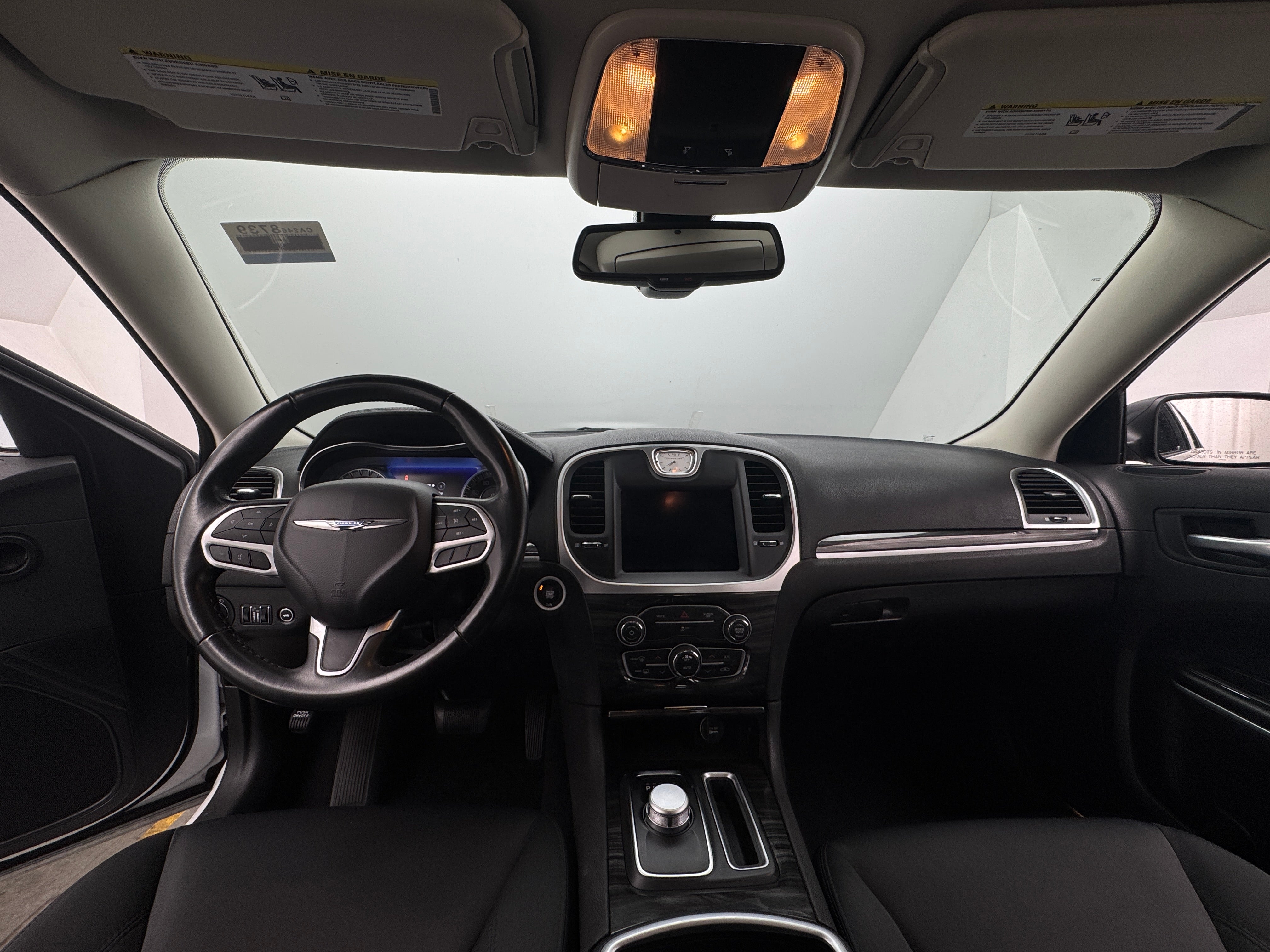 2022 Chrysler 300 Touring 3