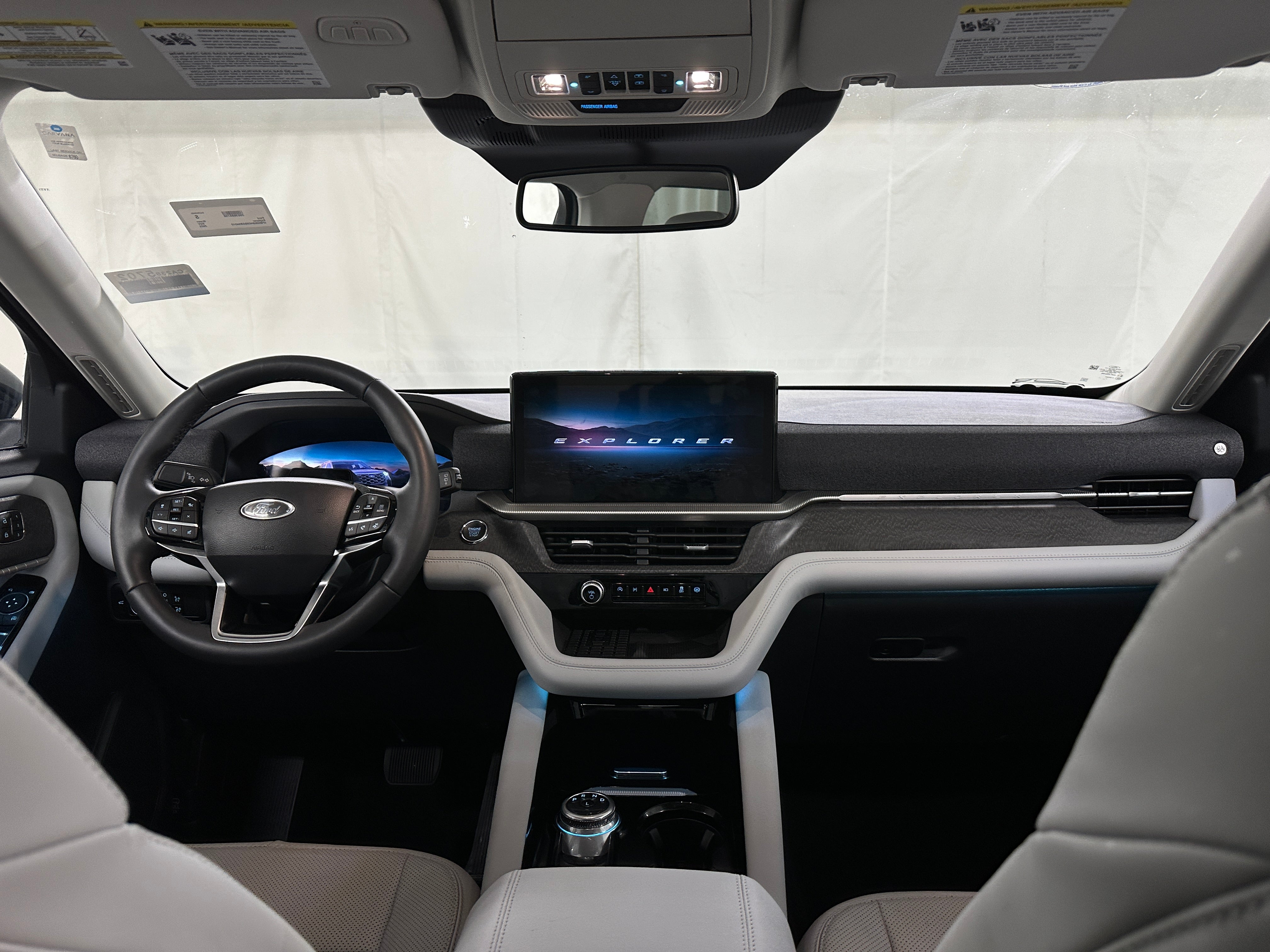 2025 Ford Explorer Platinum 2